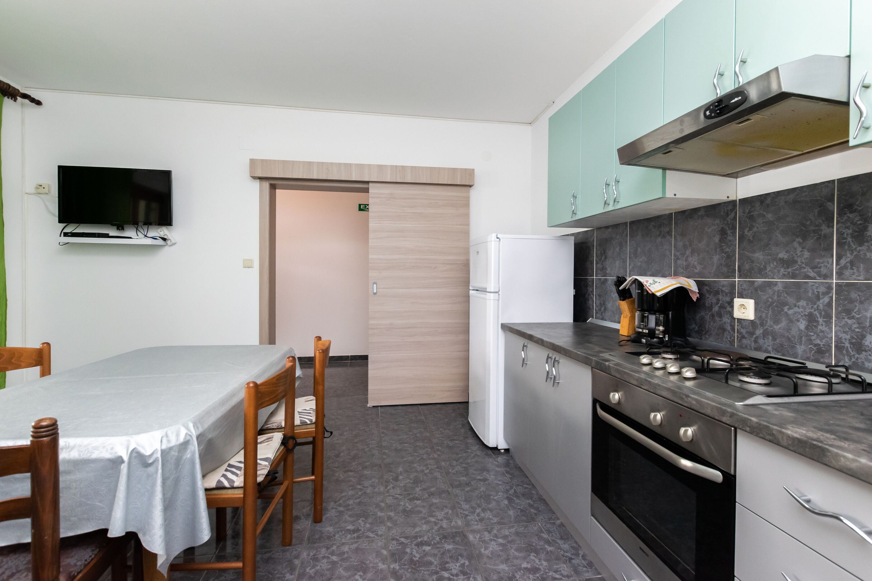 Apartments Iva 89921-A1