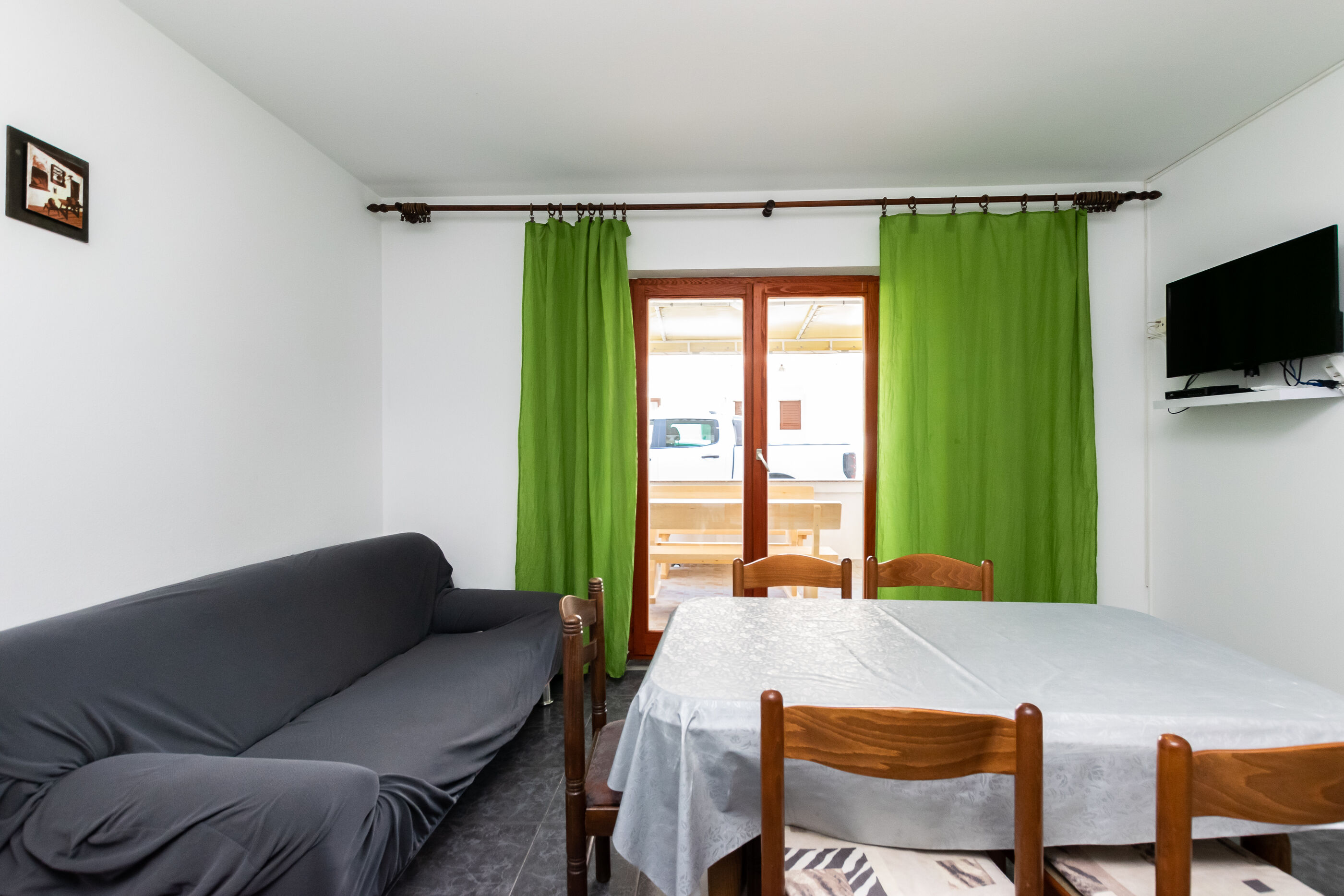 Apartments Iva 89921-A1