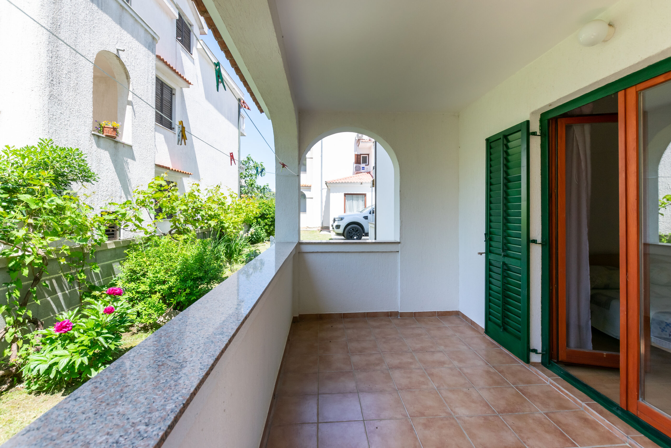 Apartments Iva 89921-A1