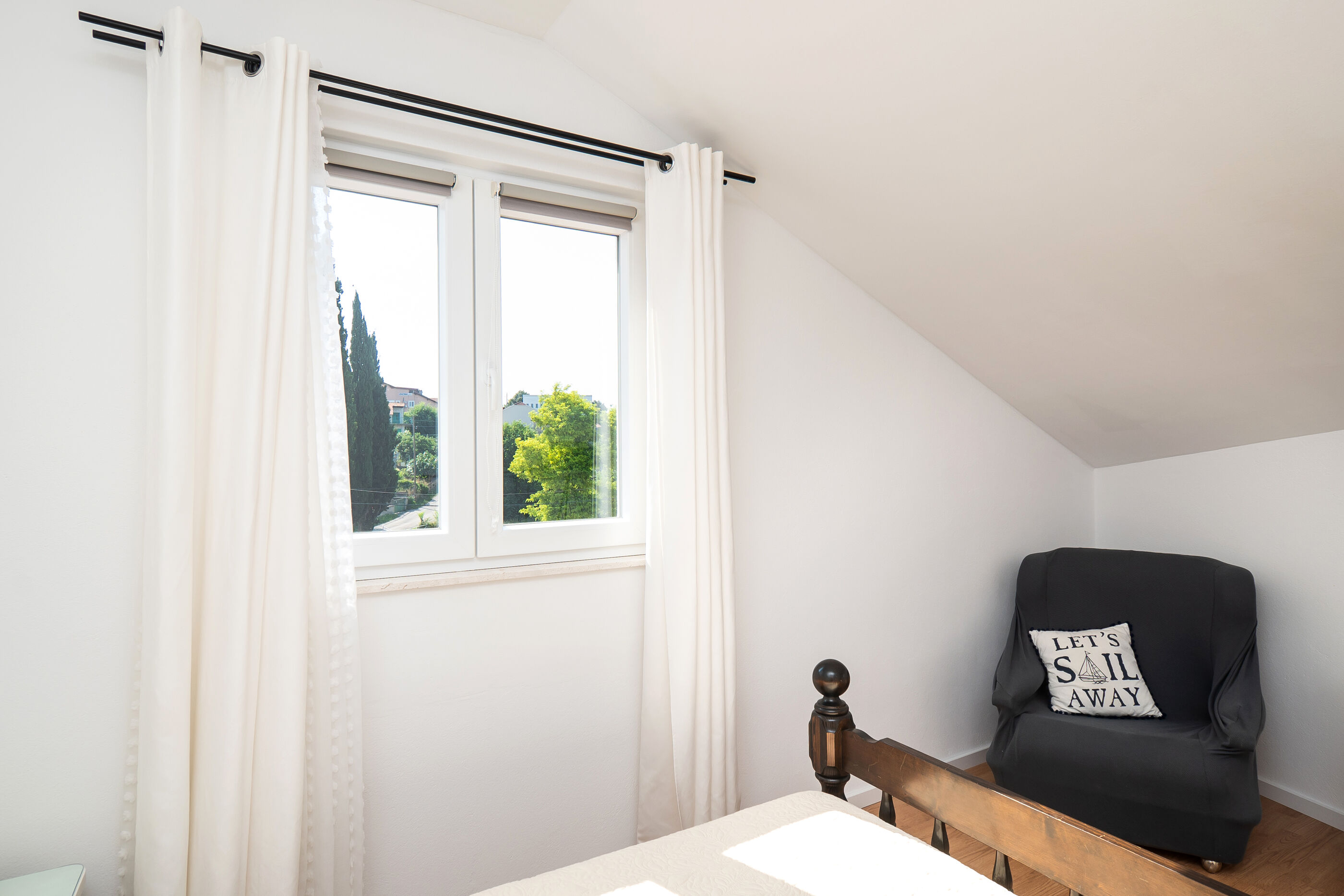 House Bany 96851-K1