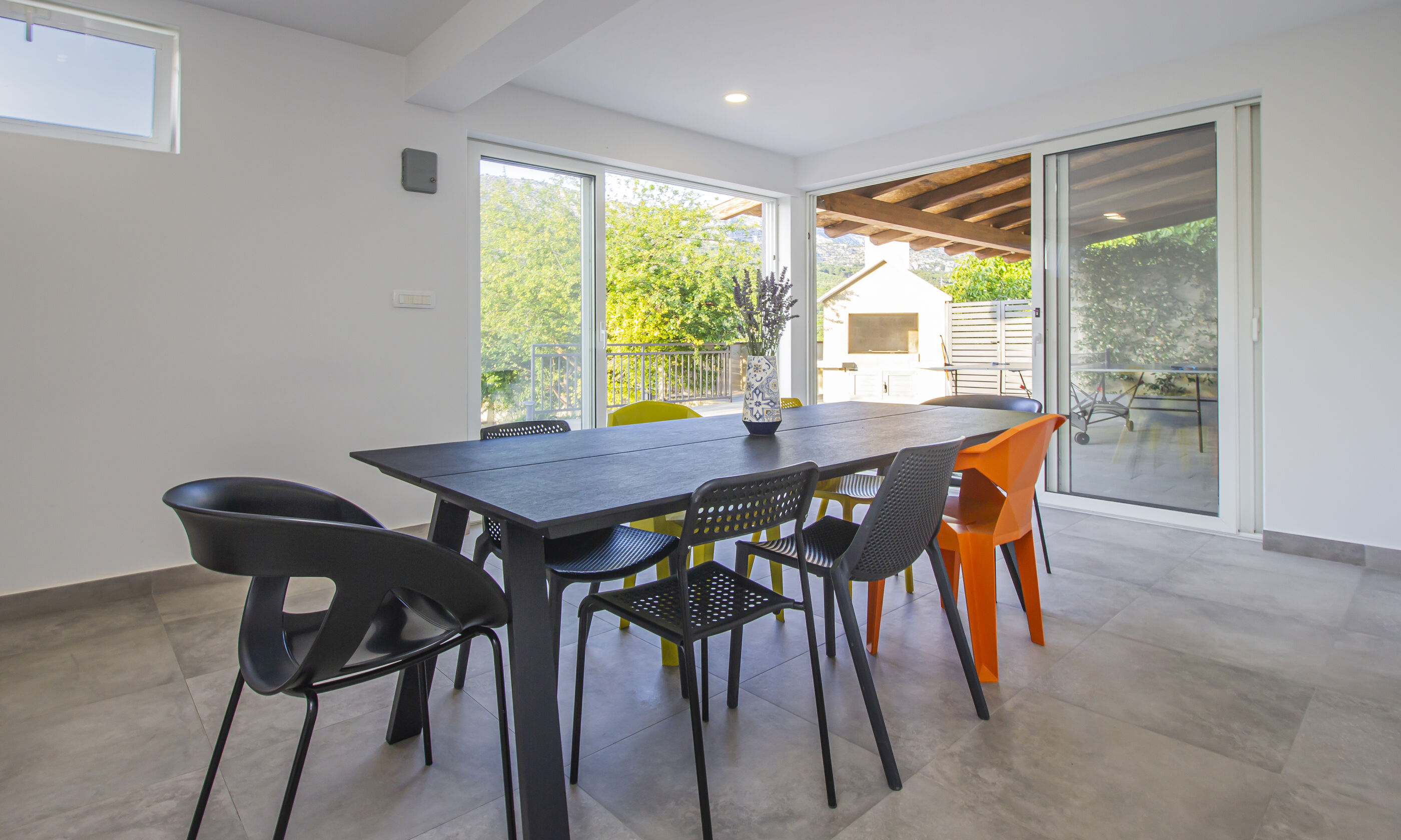 House Anavi V9341-K1