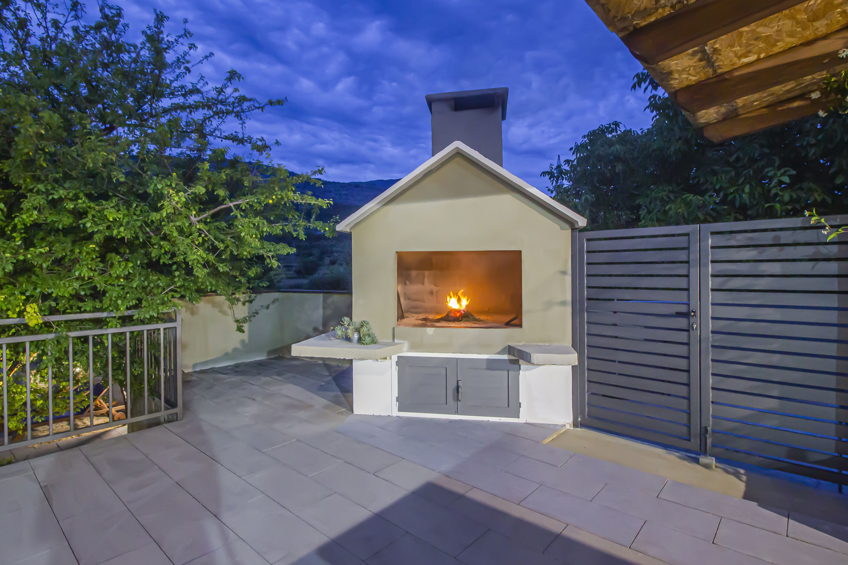House Anavi V9341-K1