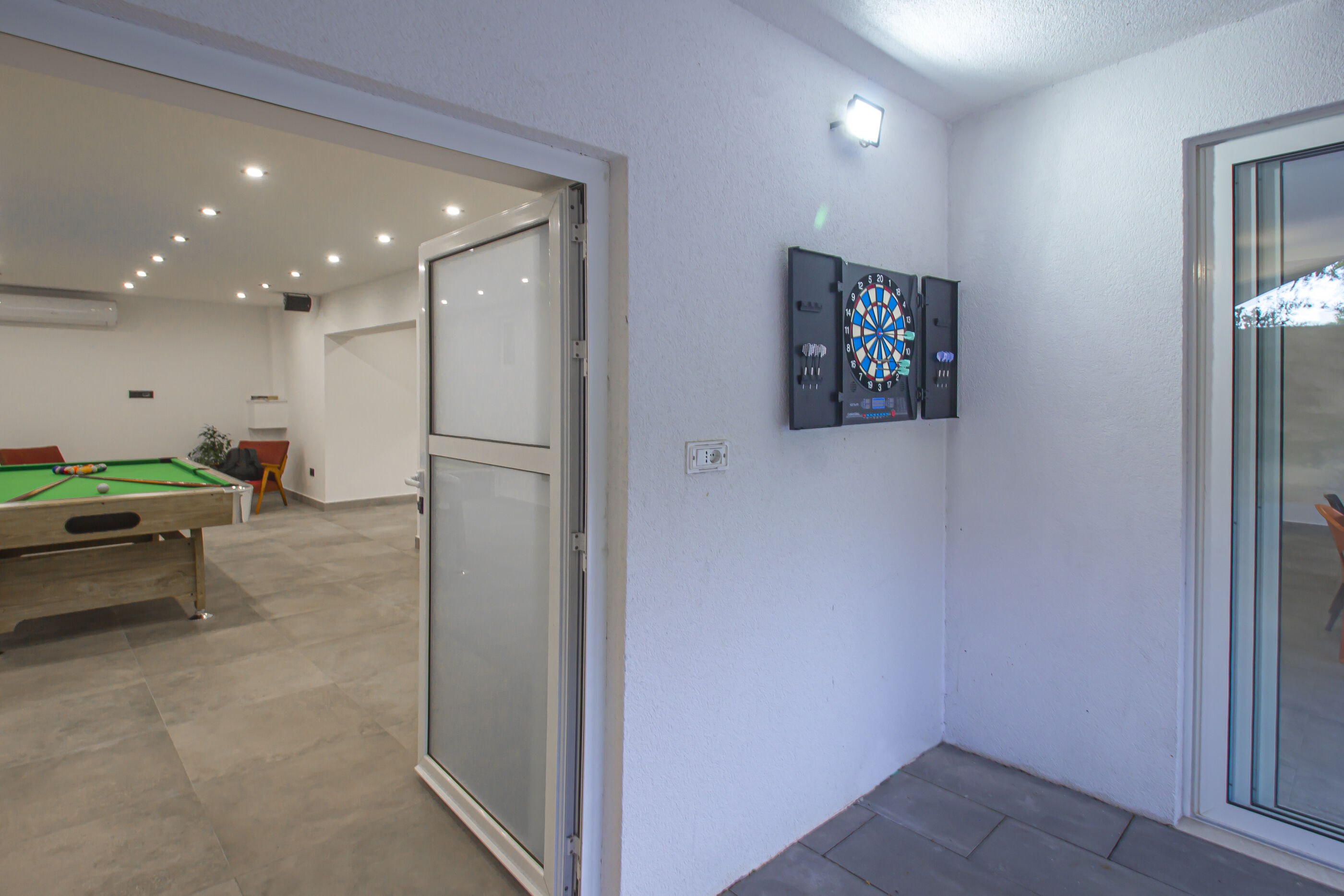 House Anavi V9341-K1