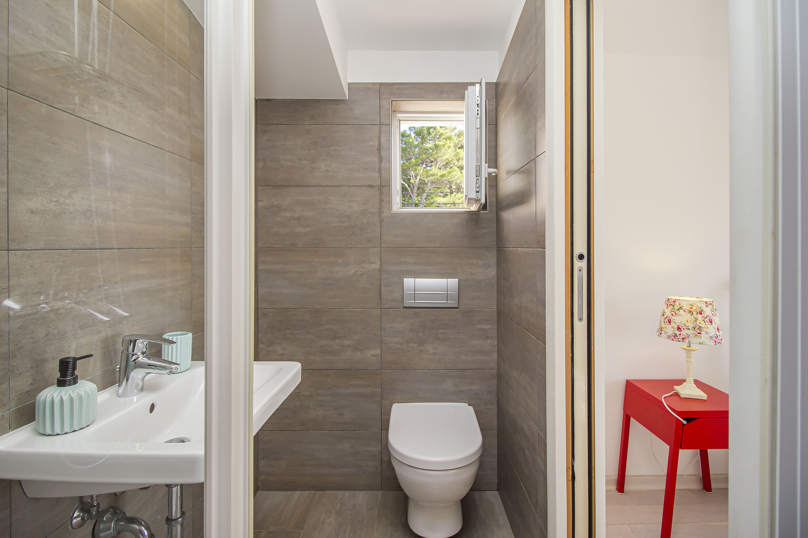 House Anavi V9341-K1