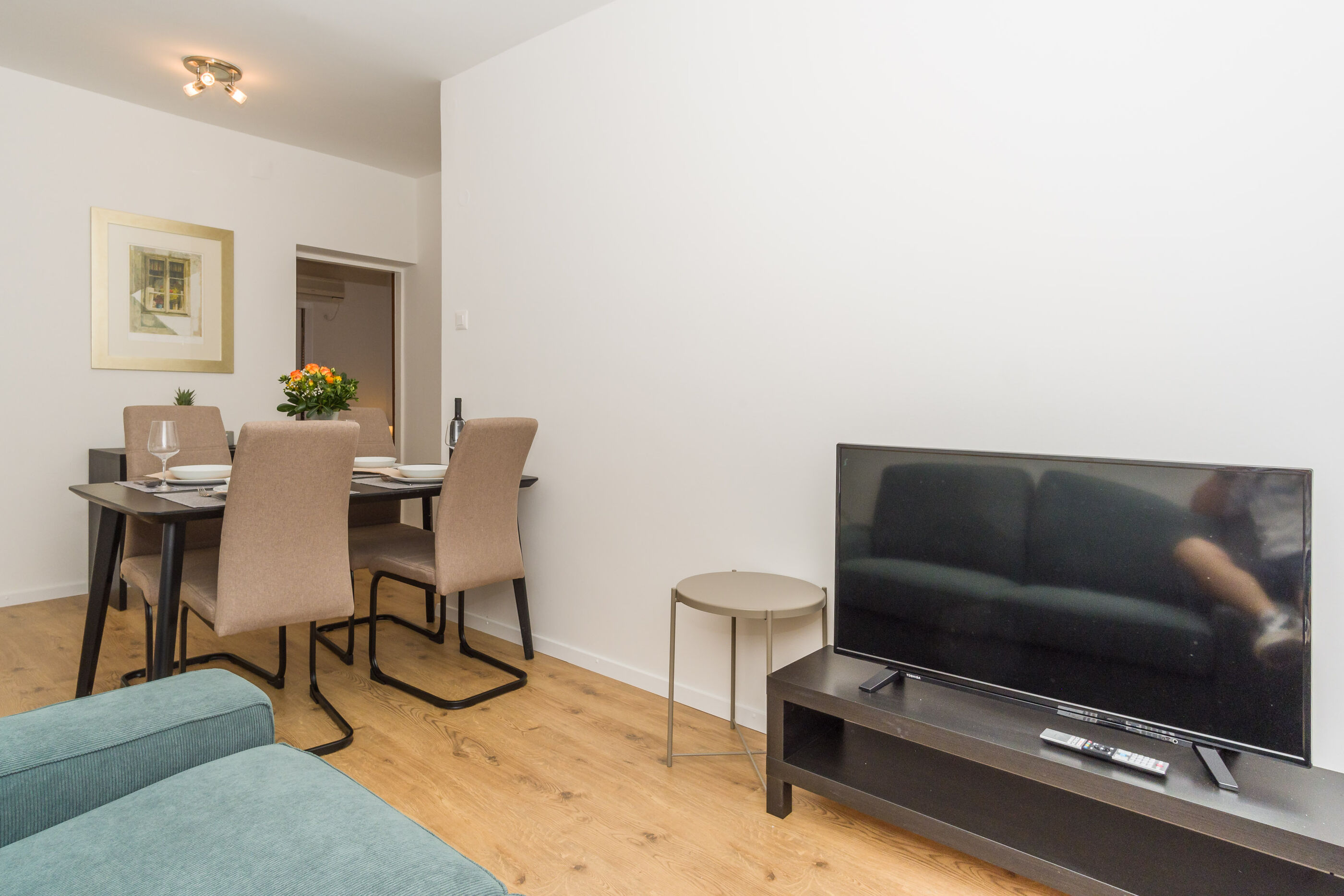Apartments and Room Mira 84968-A1