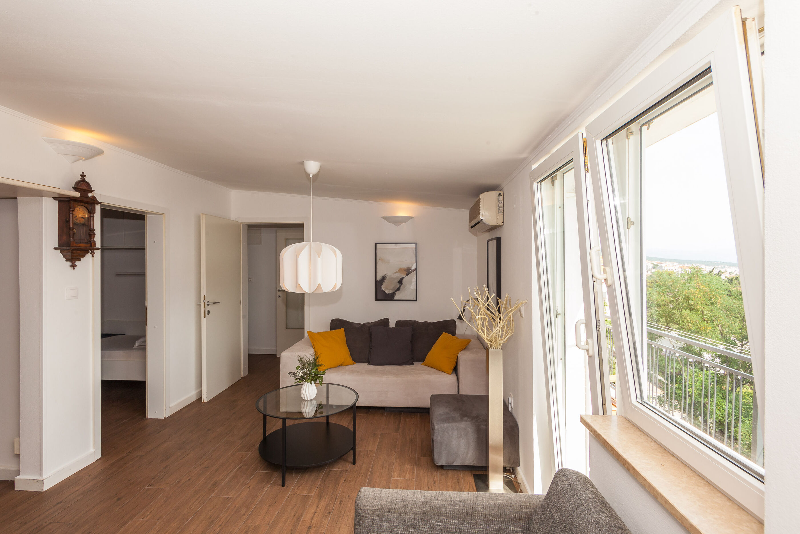 Apartments and Room Mira 84968-A2