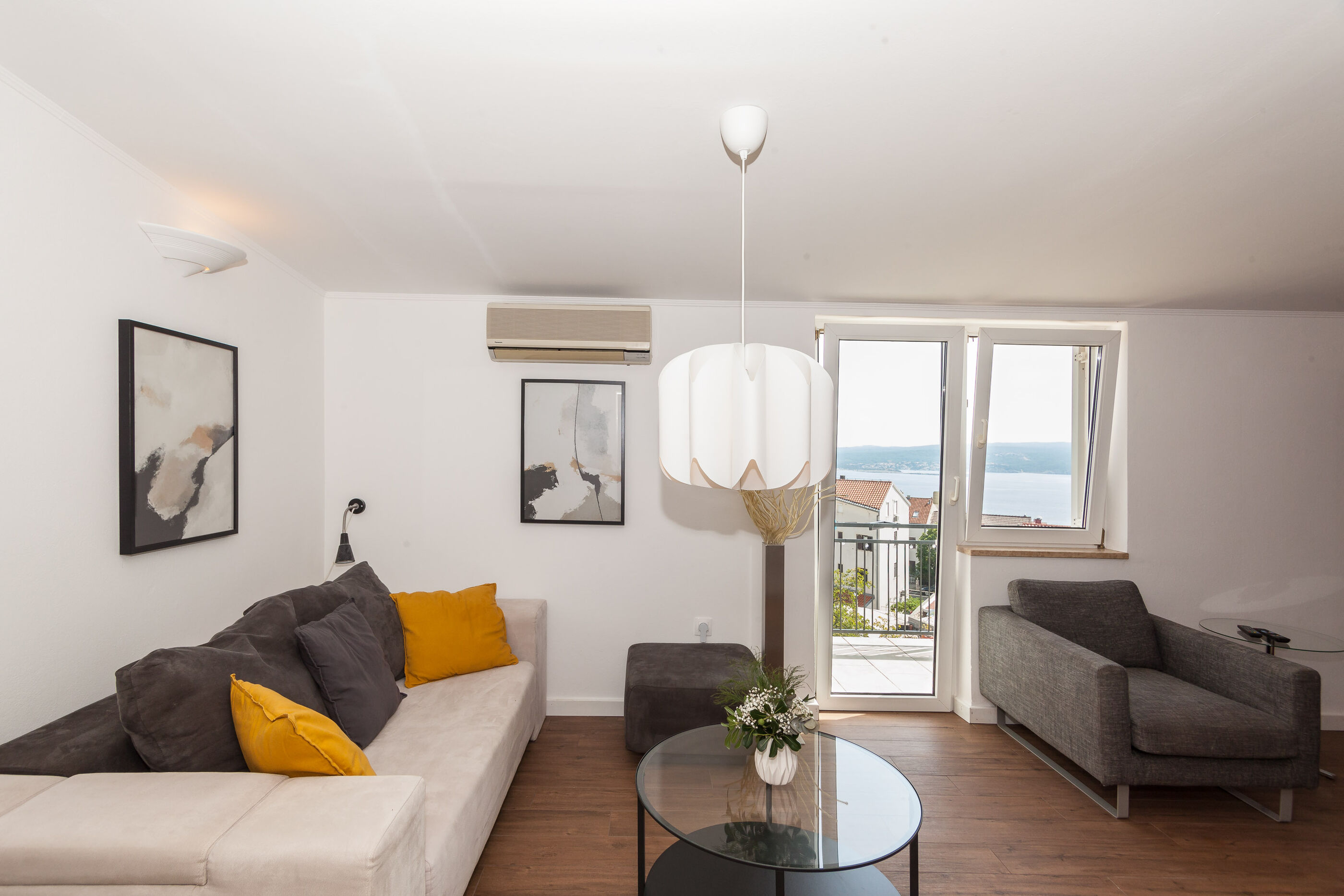 Apartments and Room Mira 84968-A2