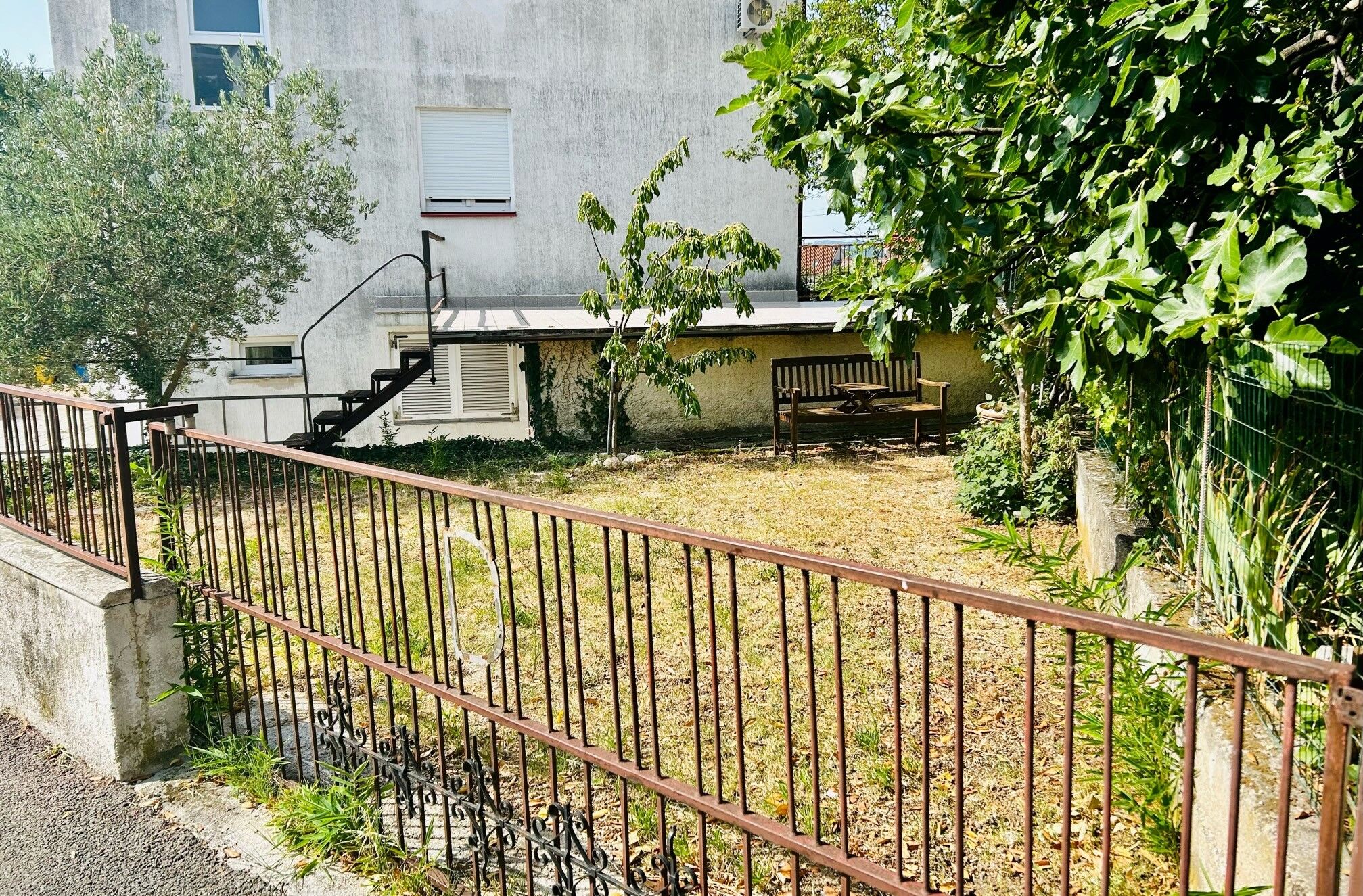 Apartments and Room Mira 84968-A2