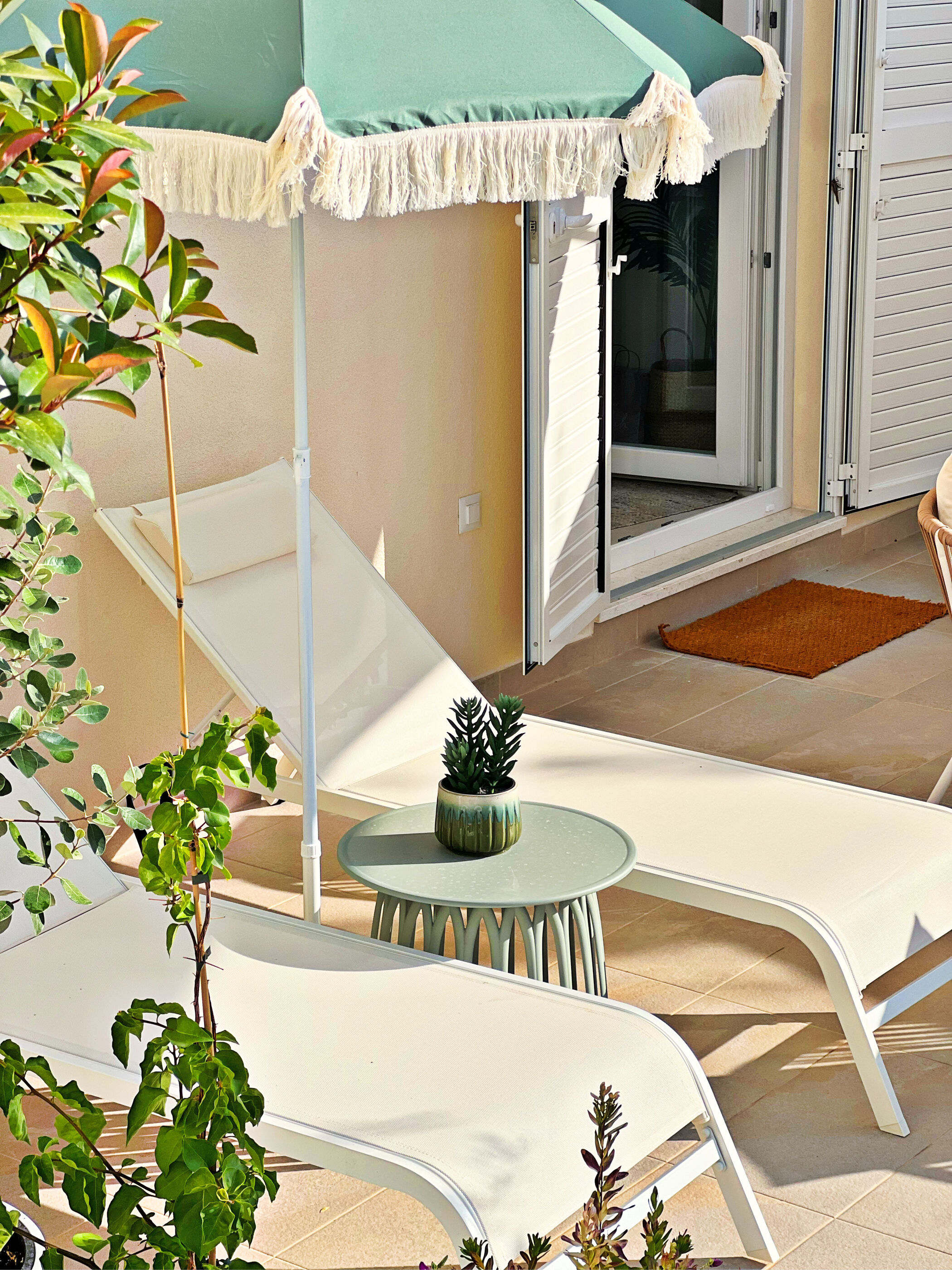 Apartments Laganini 94591-A1