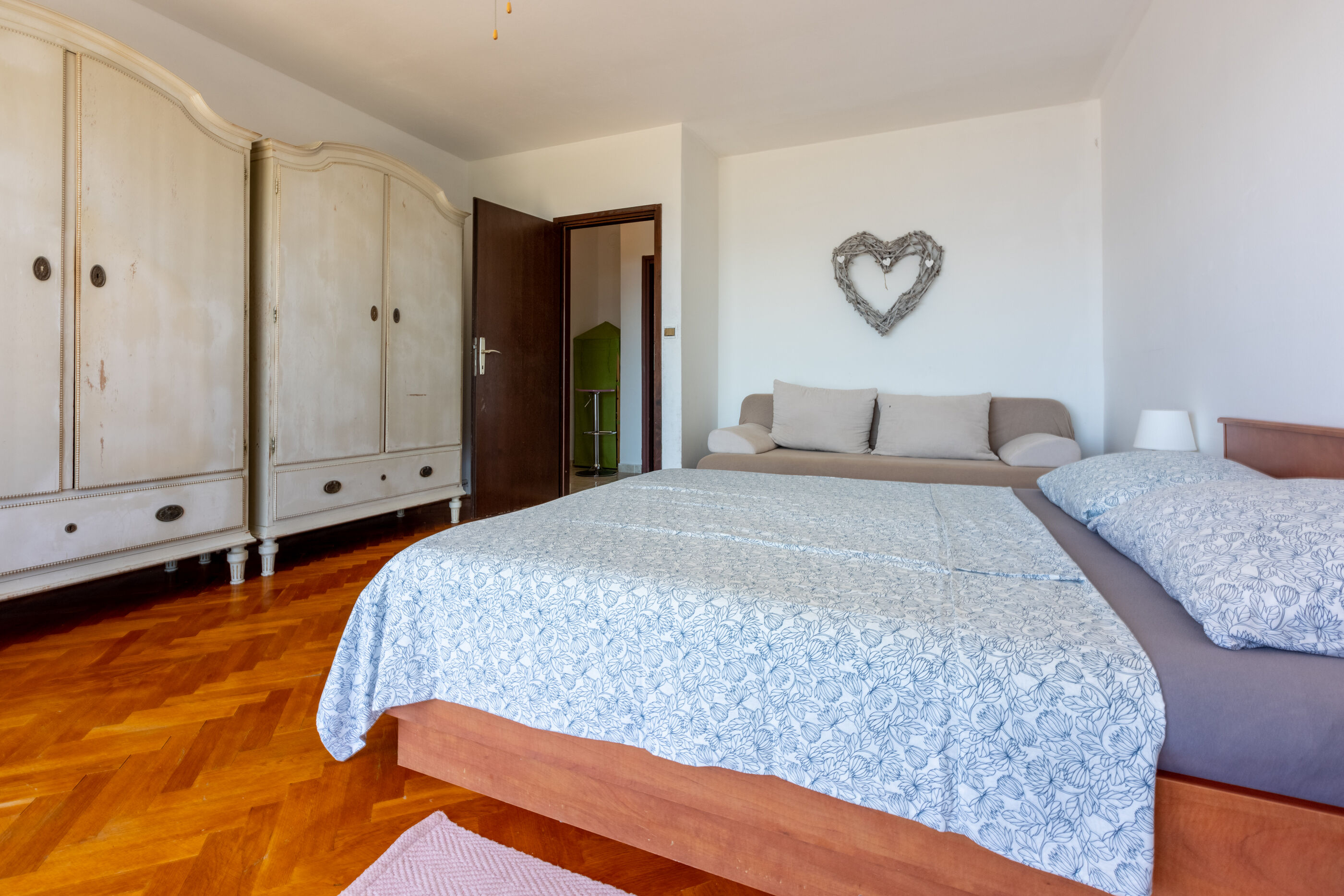 Apartments Aneta 62458-A1