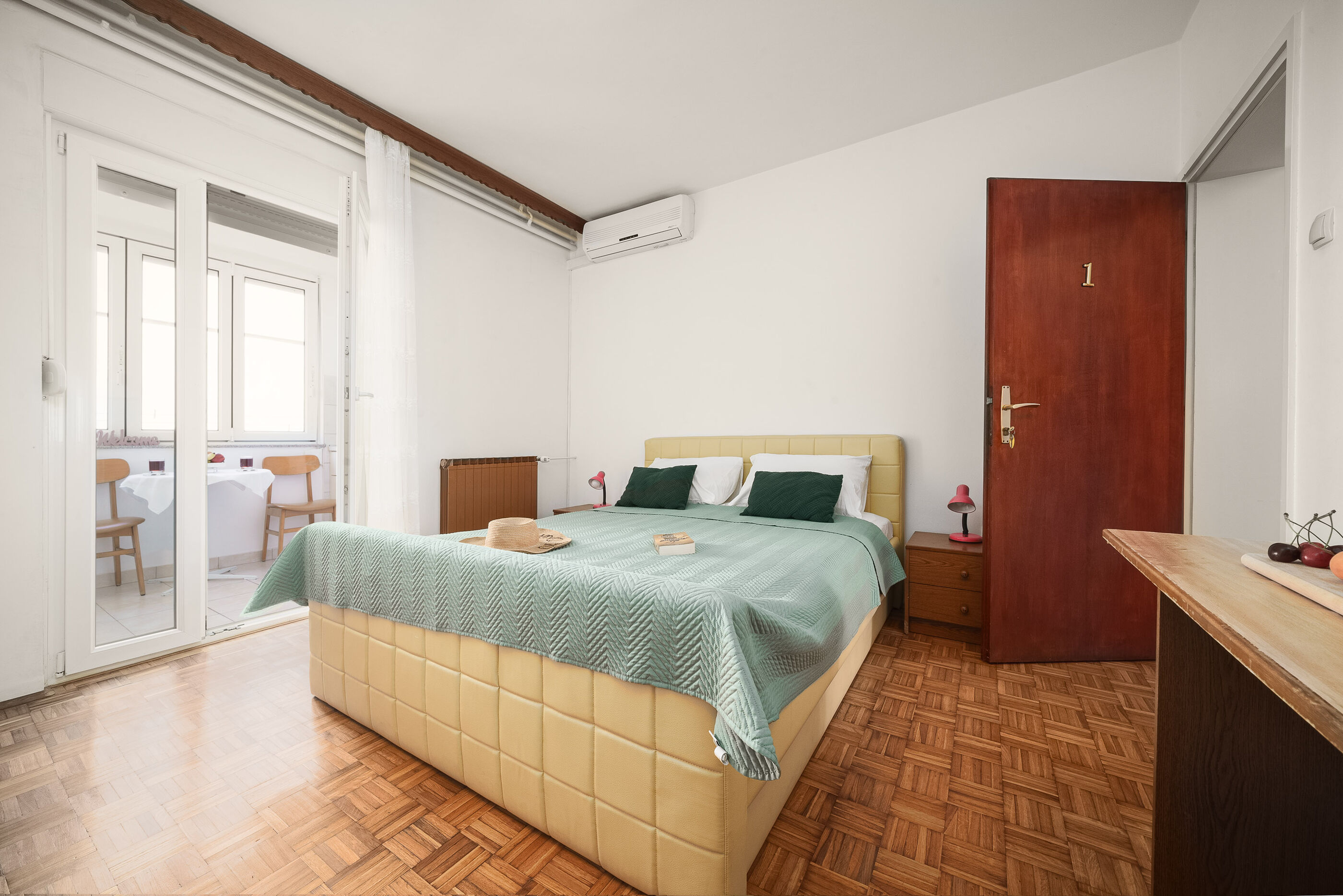Apartment and Rooms Mrkovic 88981-A1