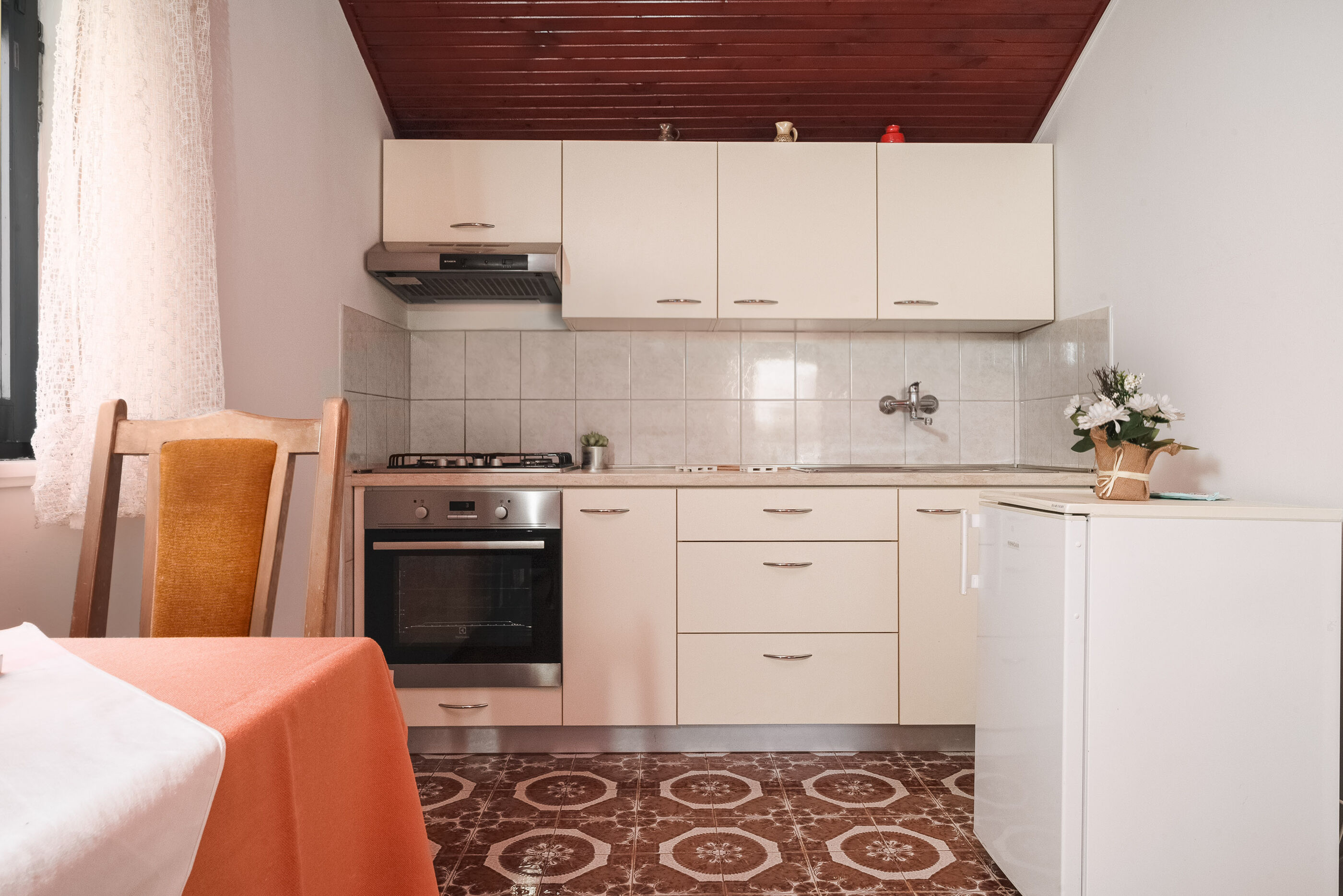 Apartment and Rooms Mrkovic 88981-A2