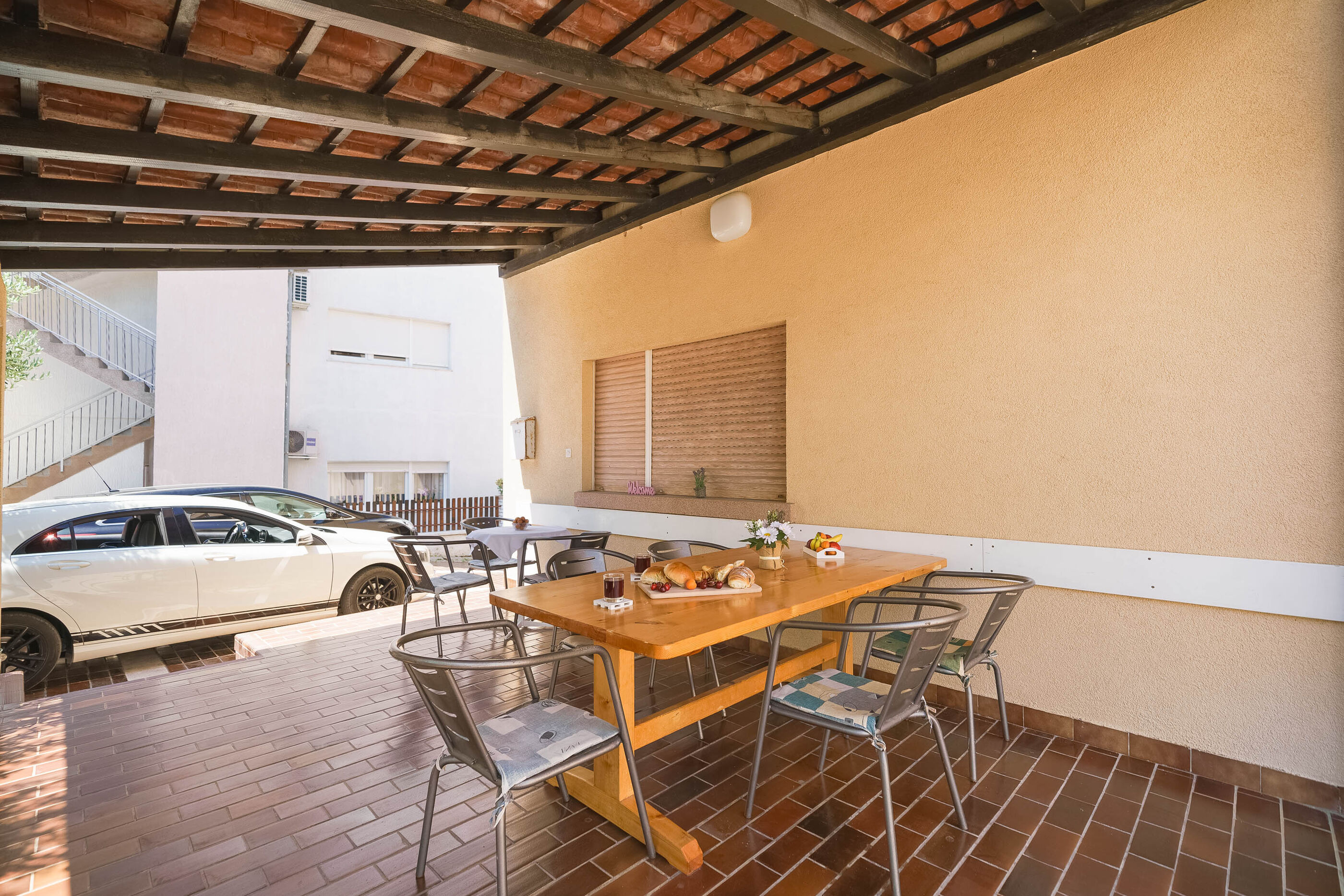 Apartment and Rooms Mrkovic 88981-A6
