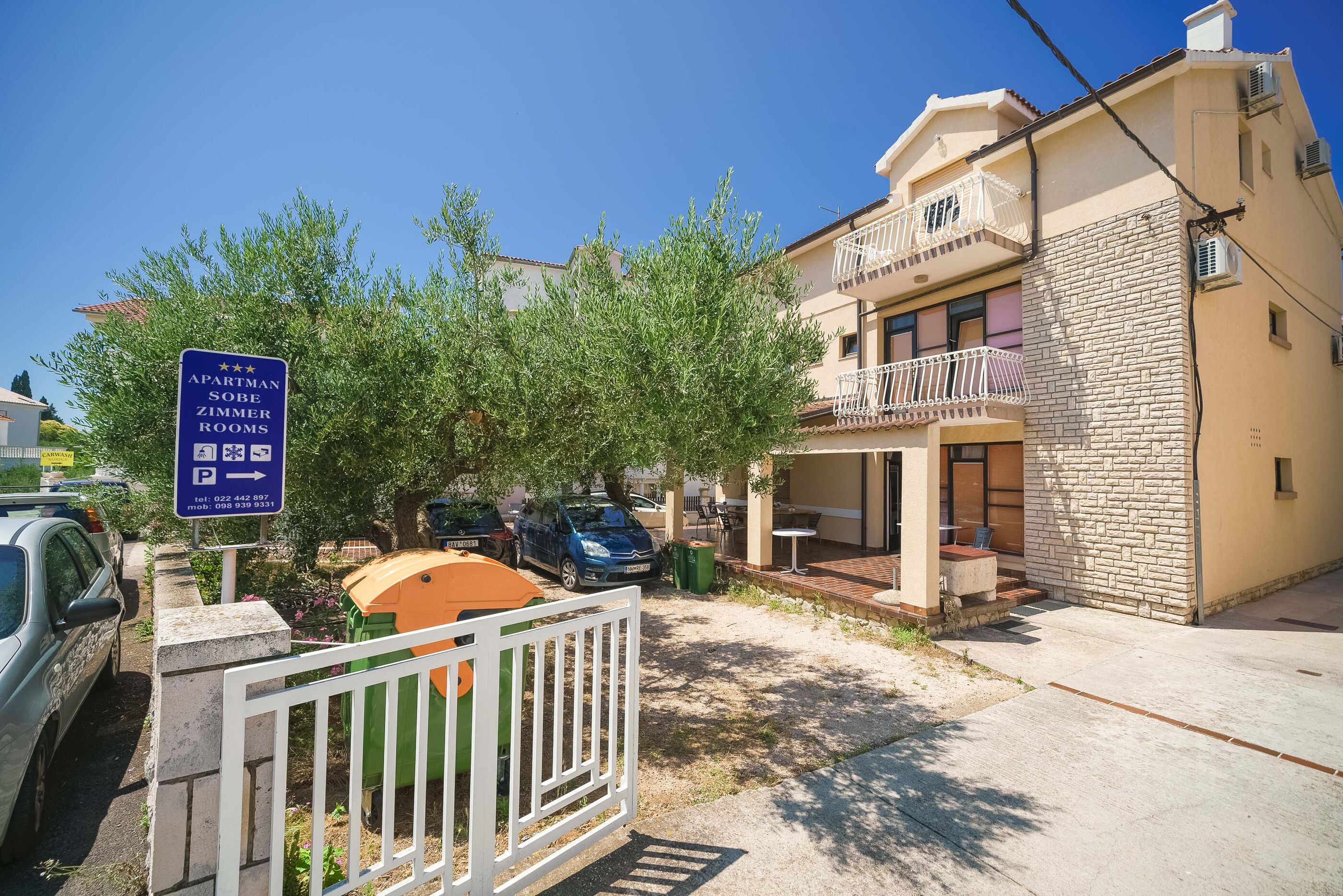 Apartment and Rooms Mrkovic 88981-A6