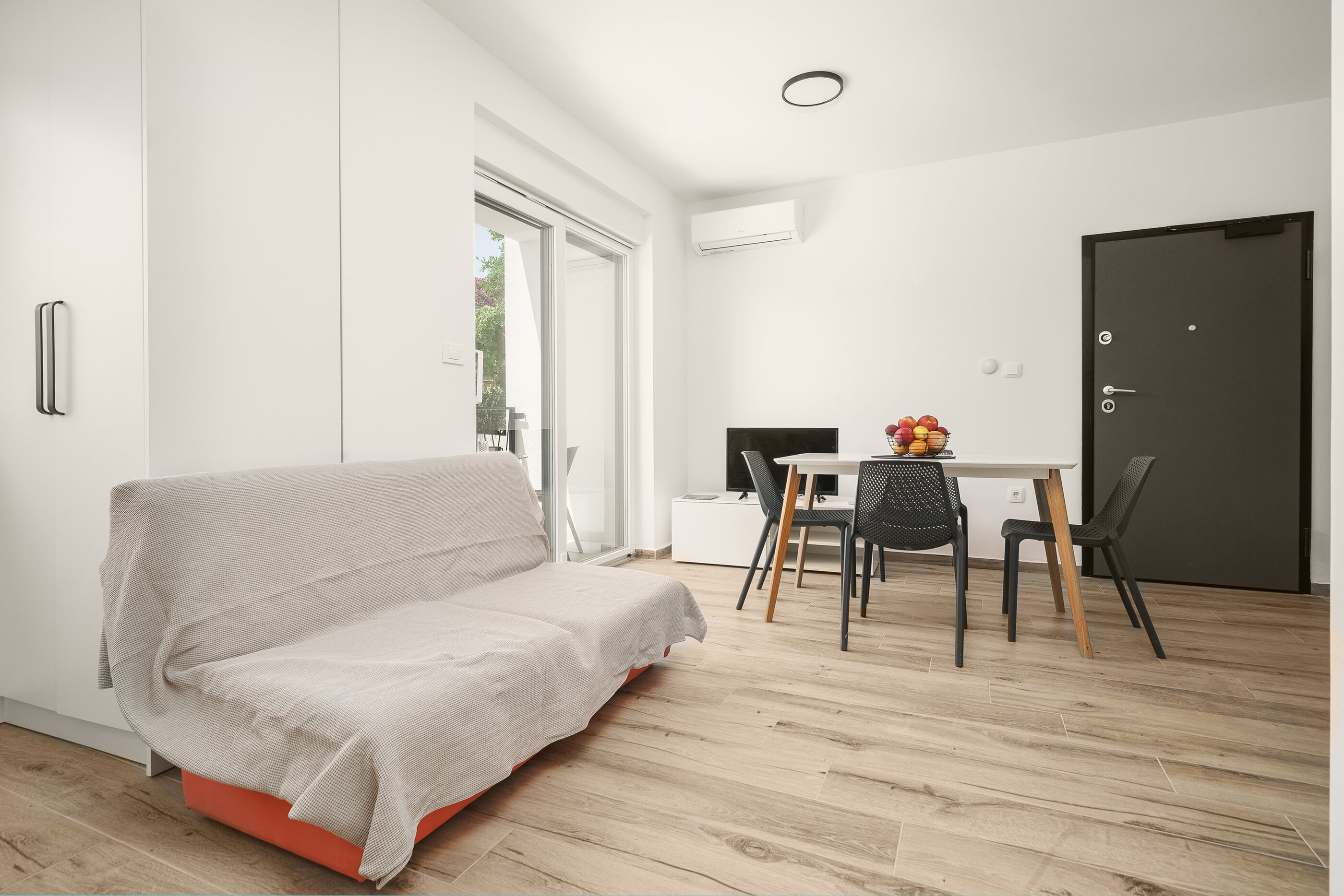 Apartments Picikato 96931-A1