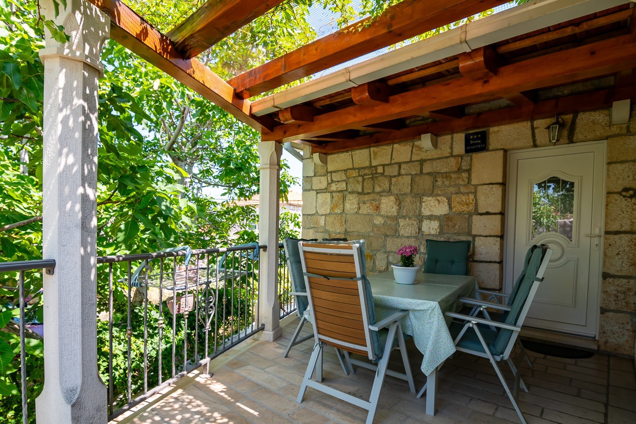 Apartments Kaja 34811-A1