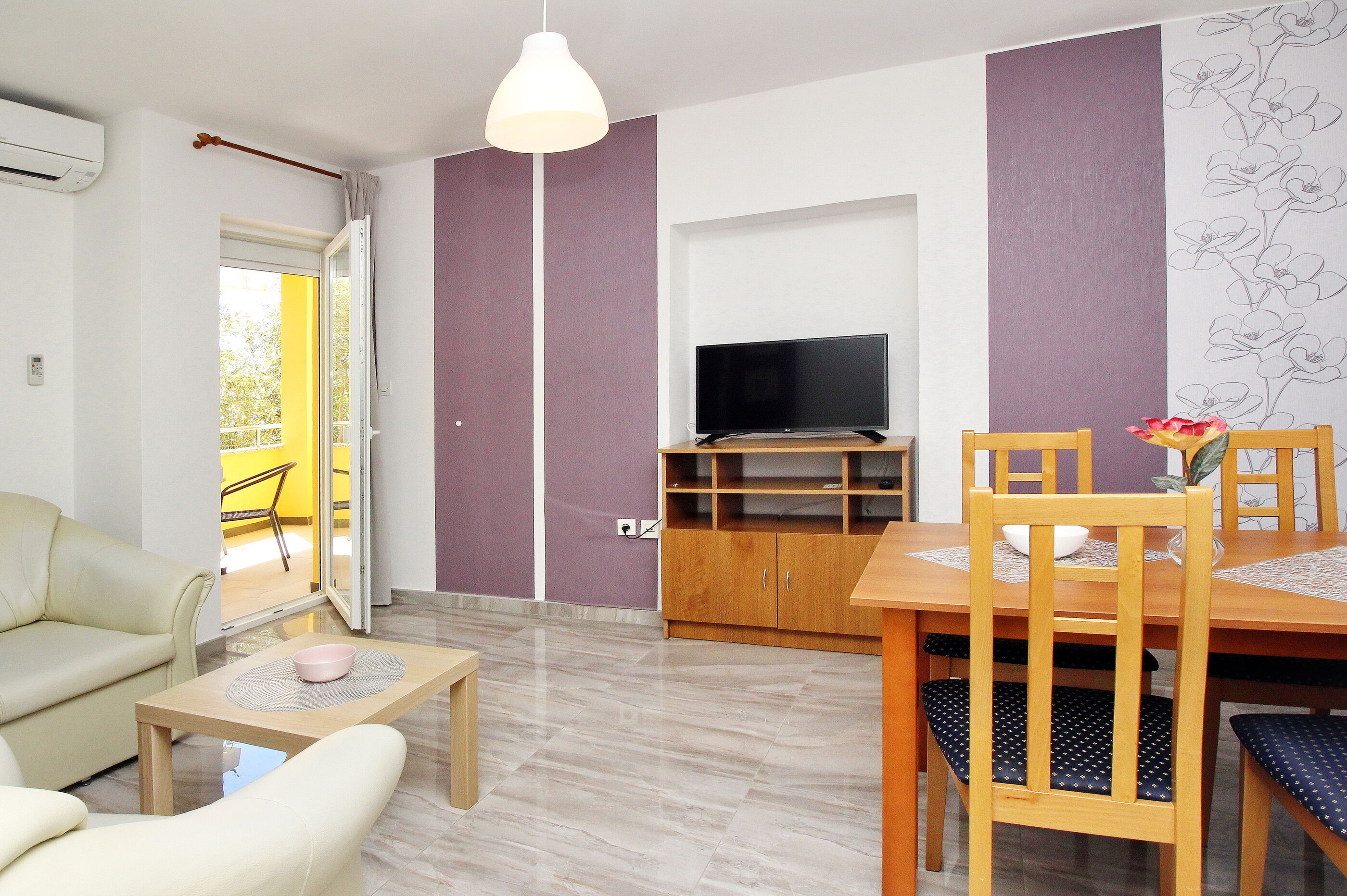 Apartments Brnić 69011-A1
