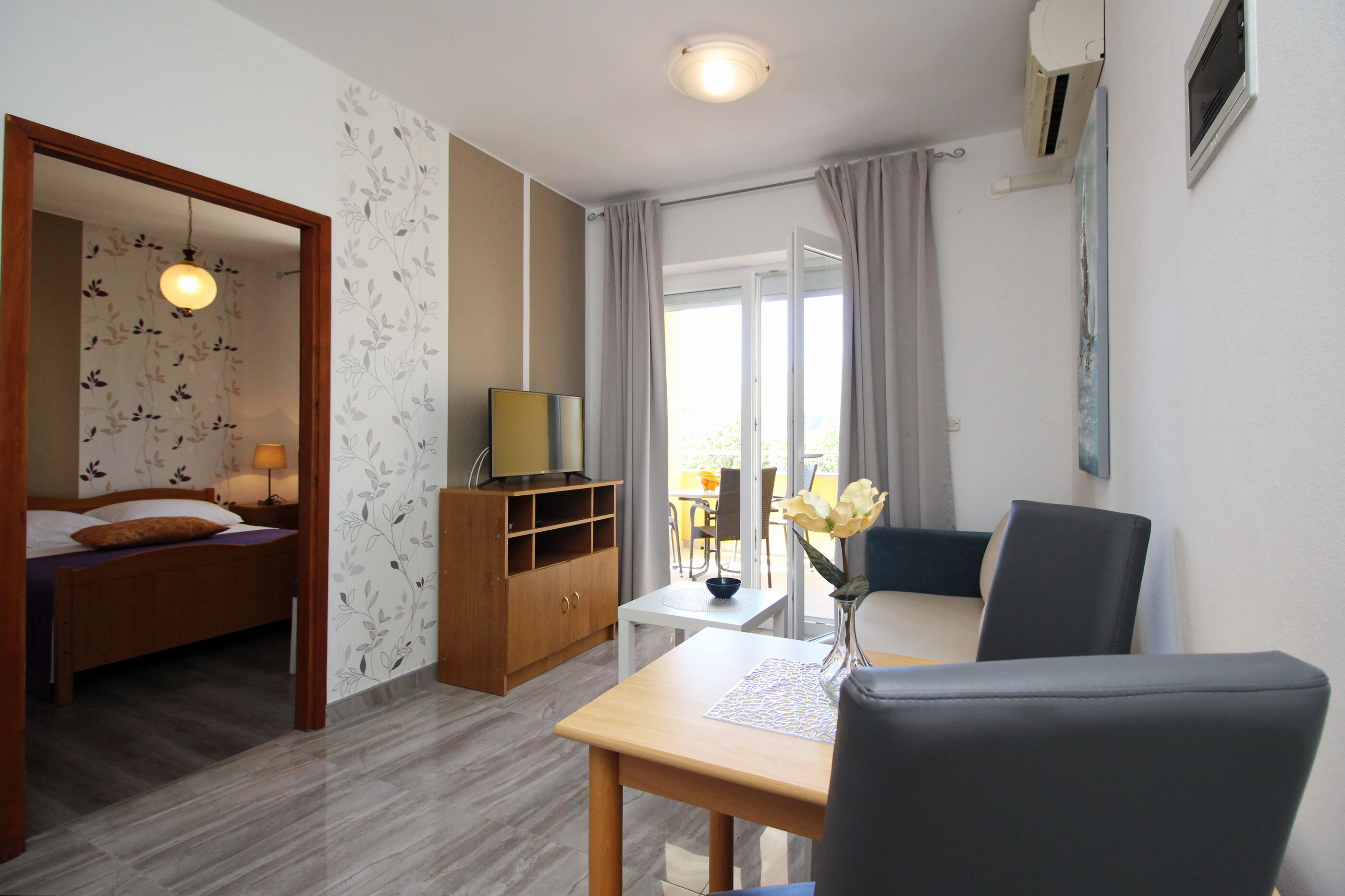 Apartments Brnić 69011-A6