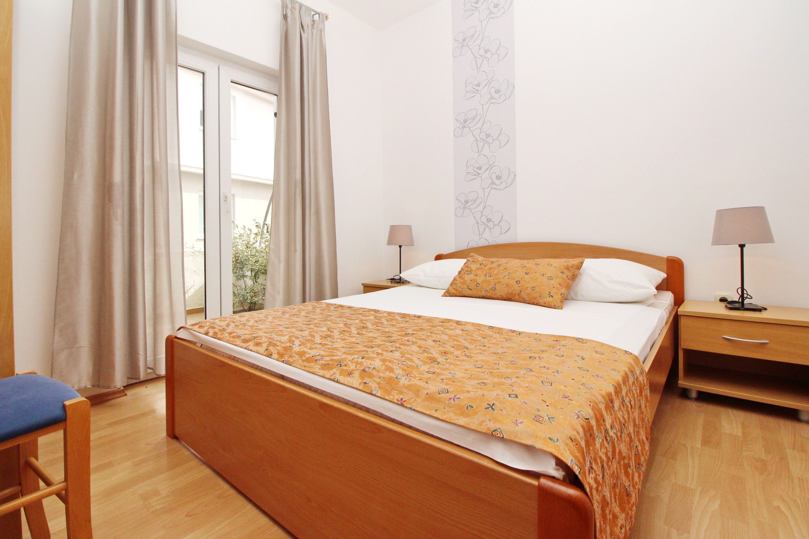 Apartments Villa Limun 69031-A1