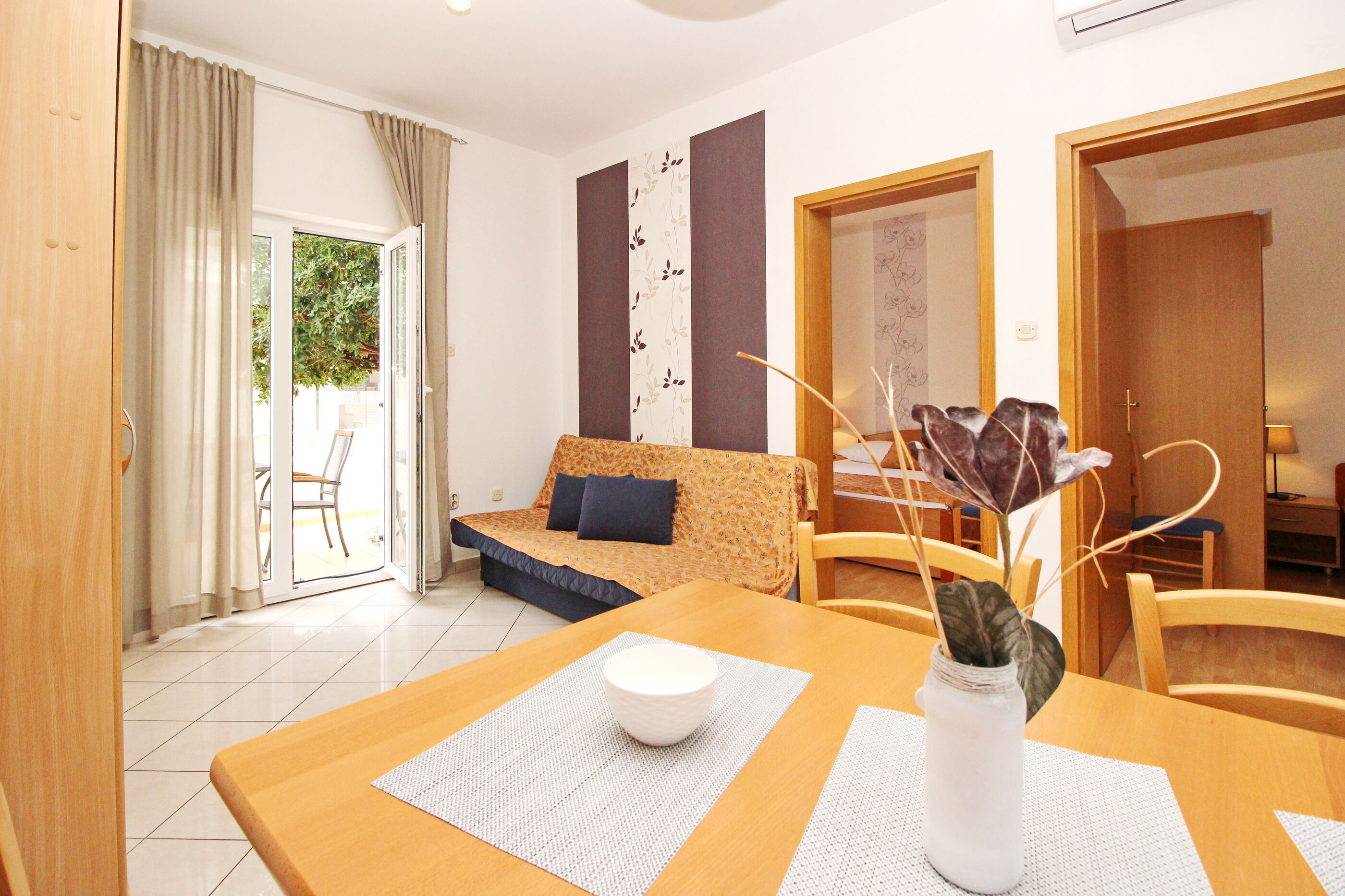 Apartments Villa Limun 69031-A1