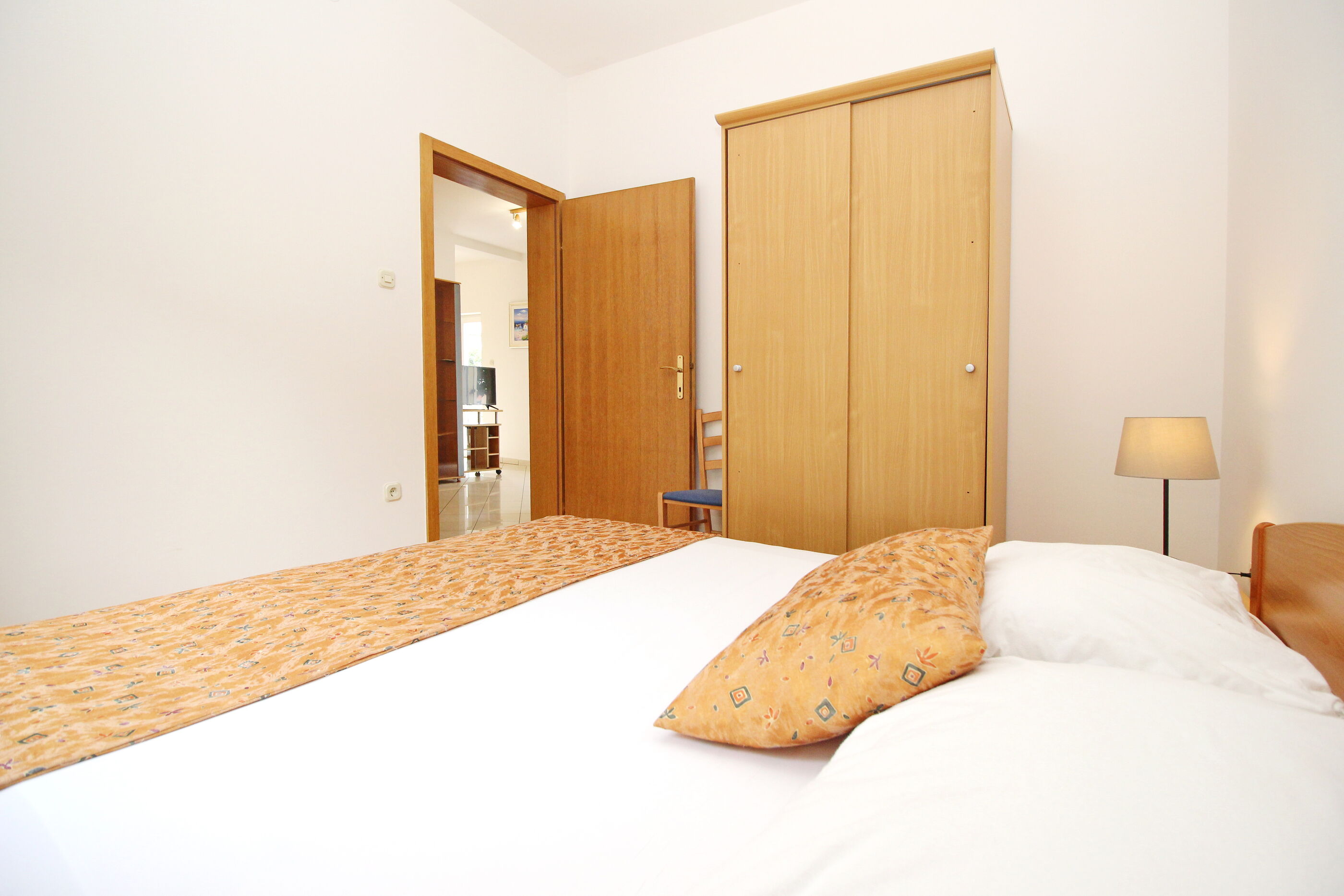 Apartments Villa Limun 69031-A1