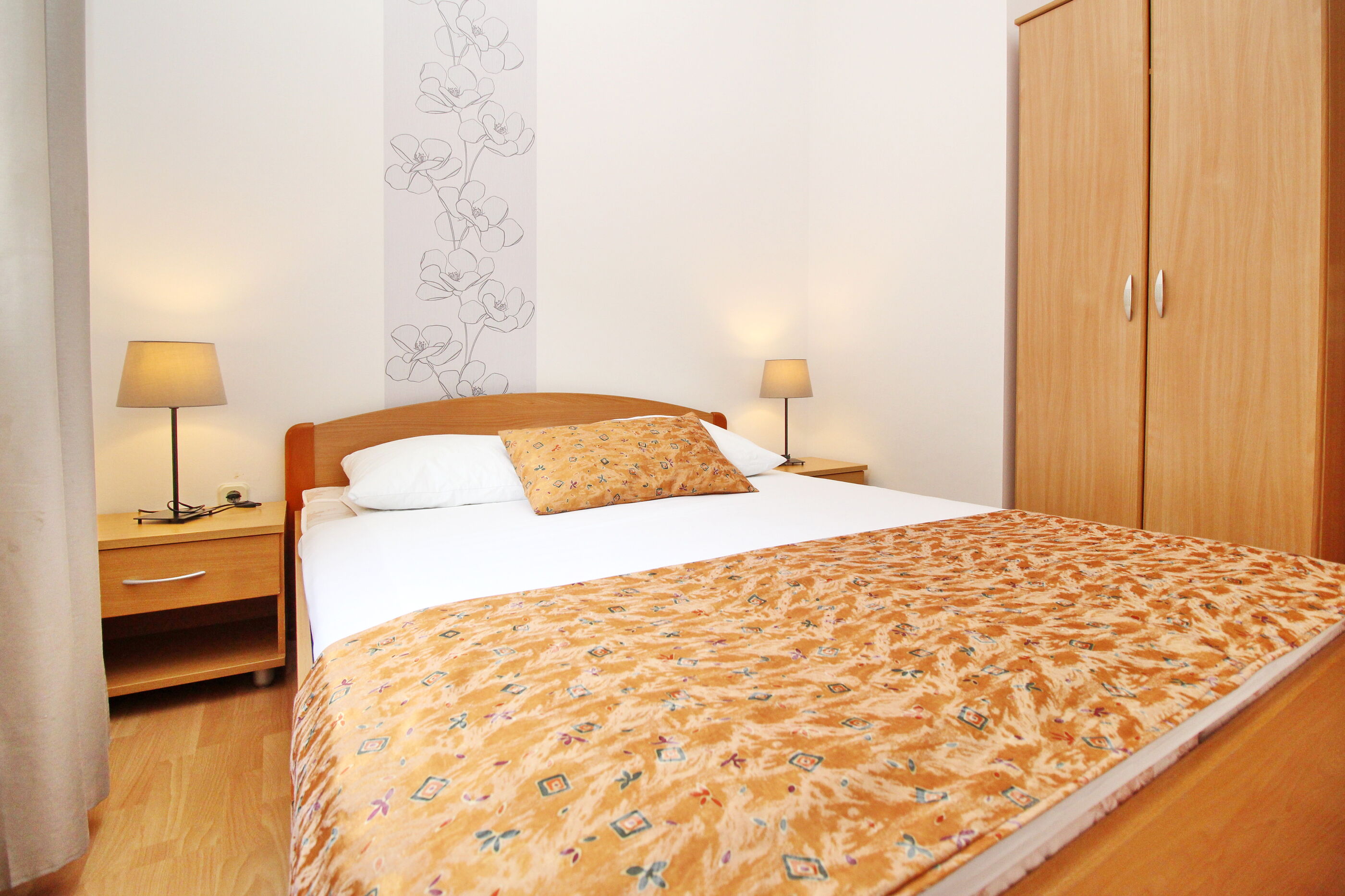 Apartments Villa Limun 69031-A1