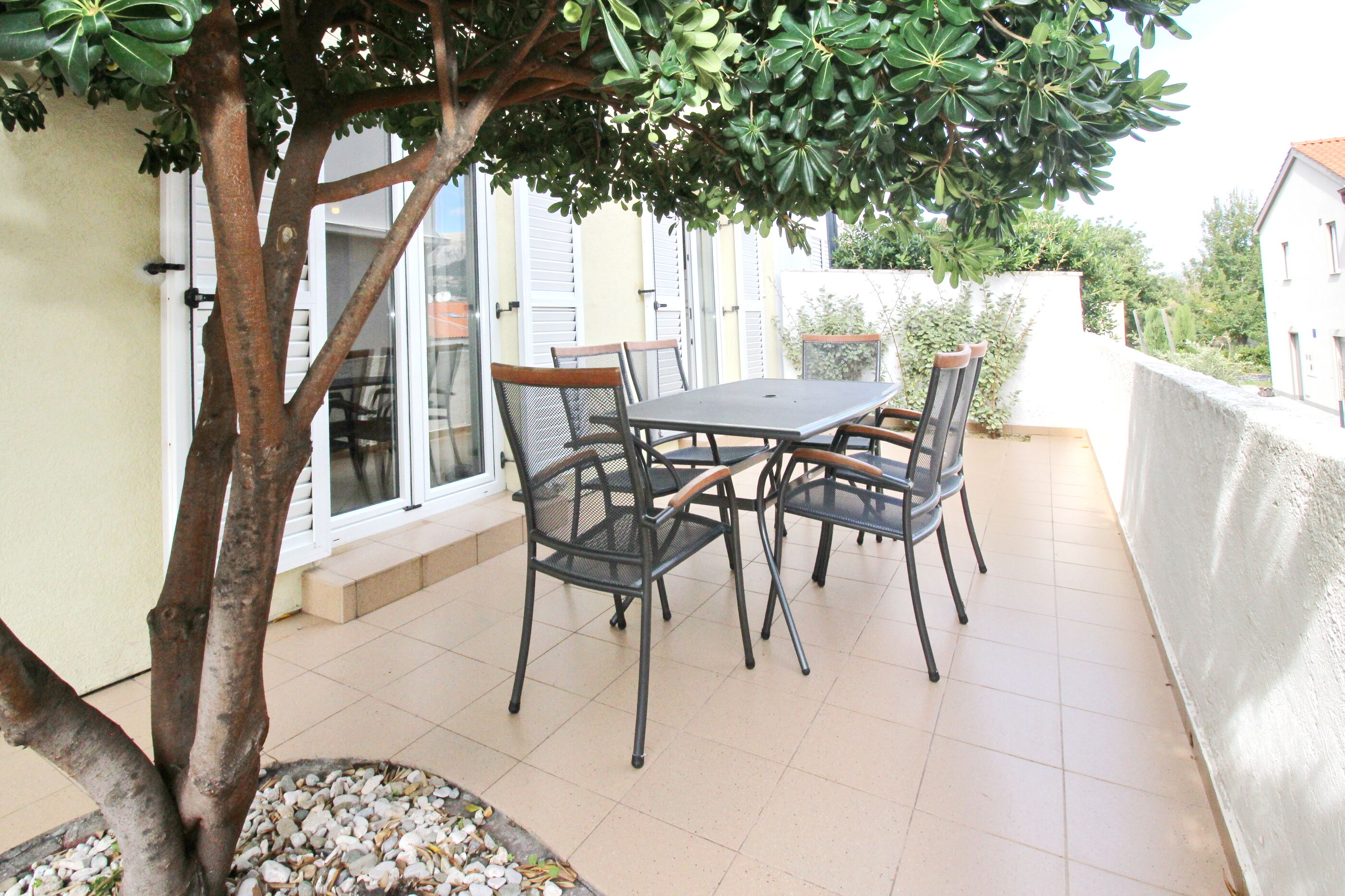 Apartments Villa Limun 69031-A1