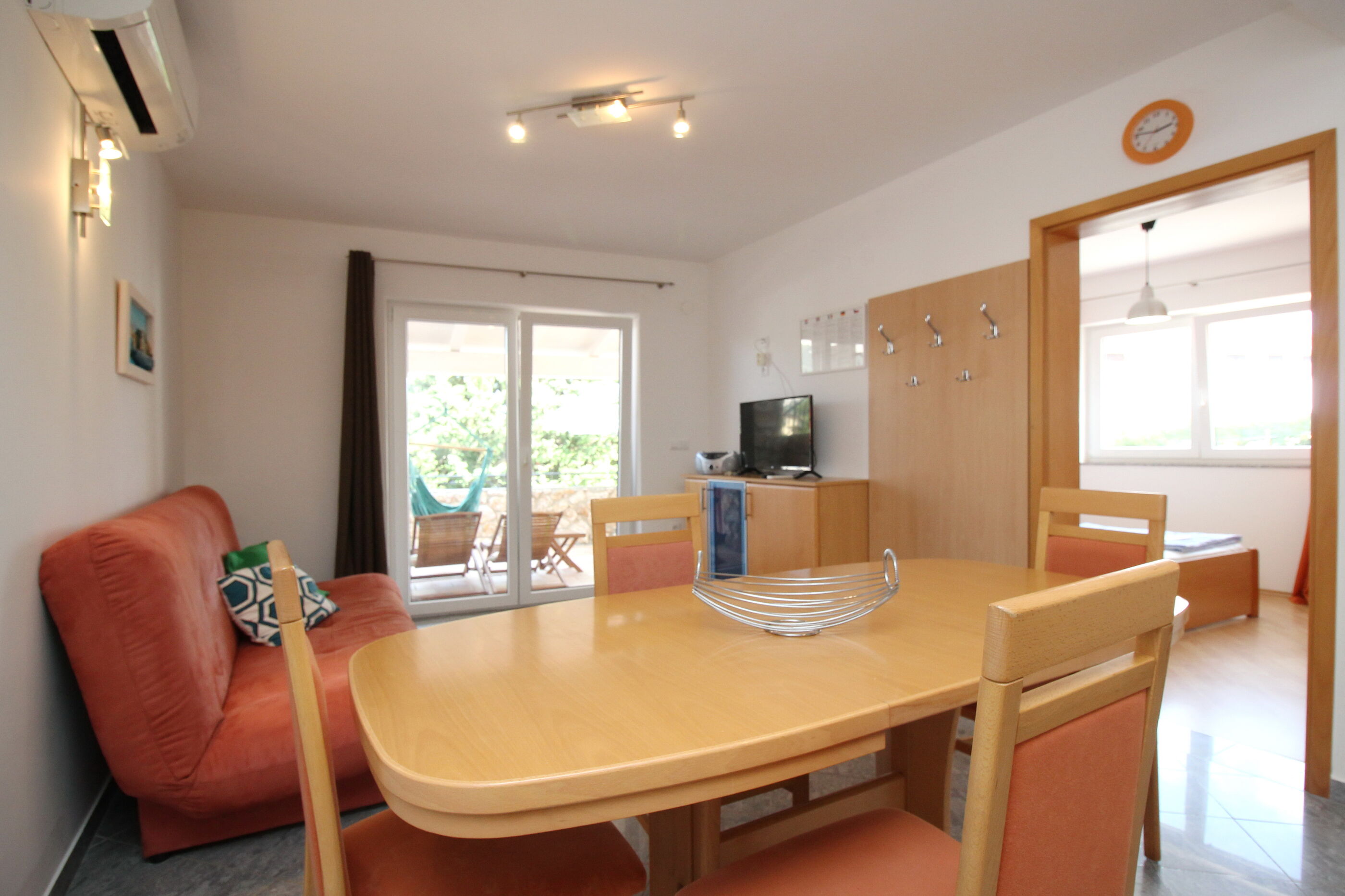 Apartments Villa Naranča 69051-A2