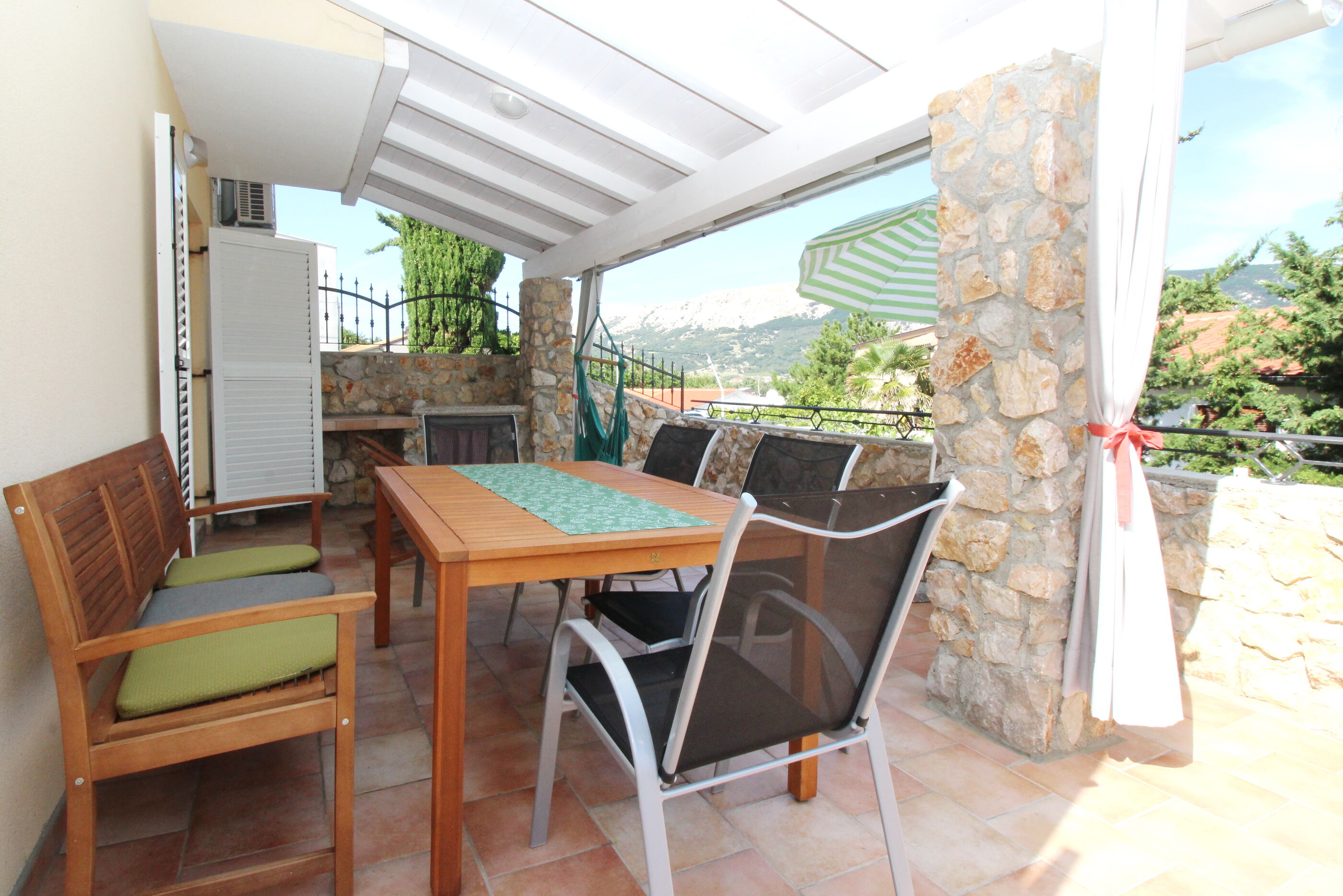 Apartments Villa Naranča 69051-A2