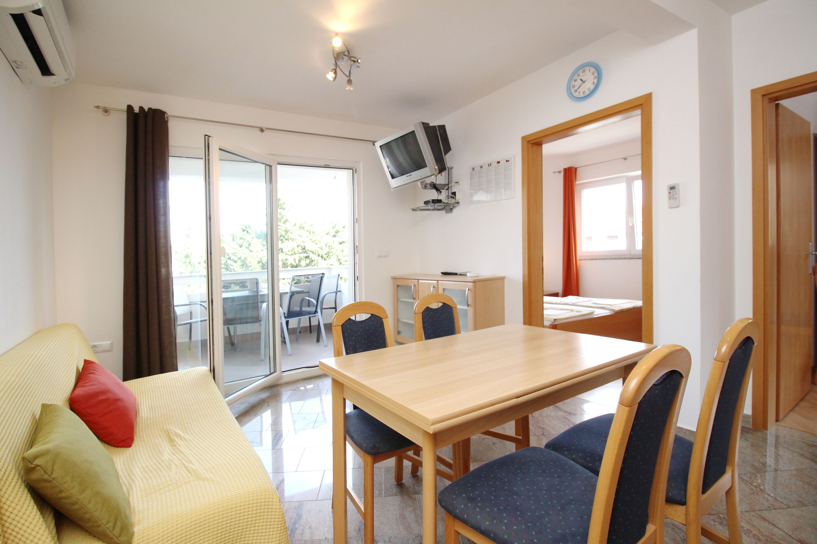 Apartments Villa Naranča 69051-A3