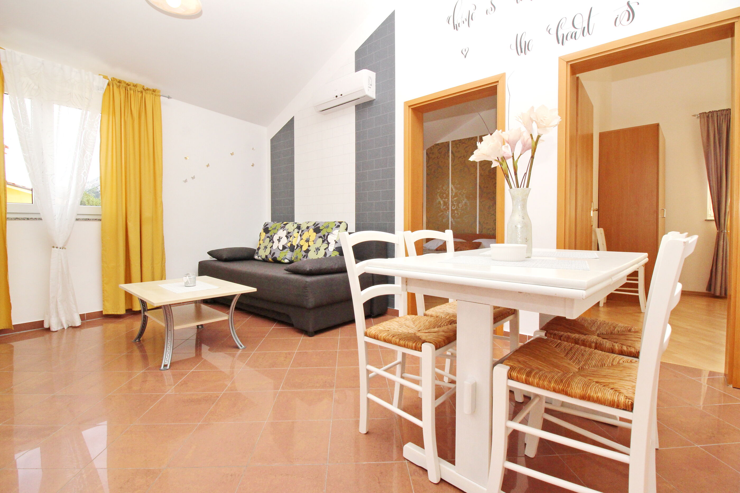 Apartments Villa Naranča 69051-A4