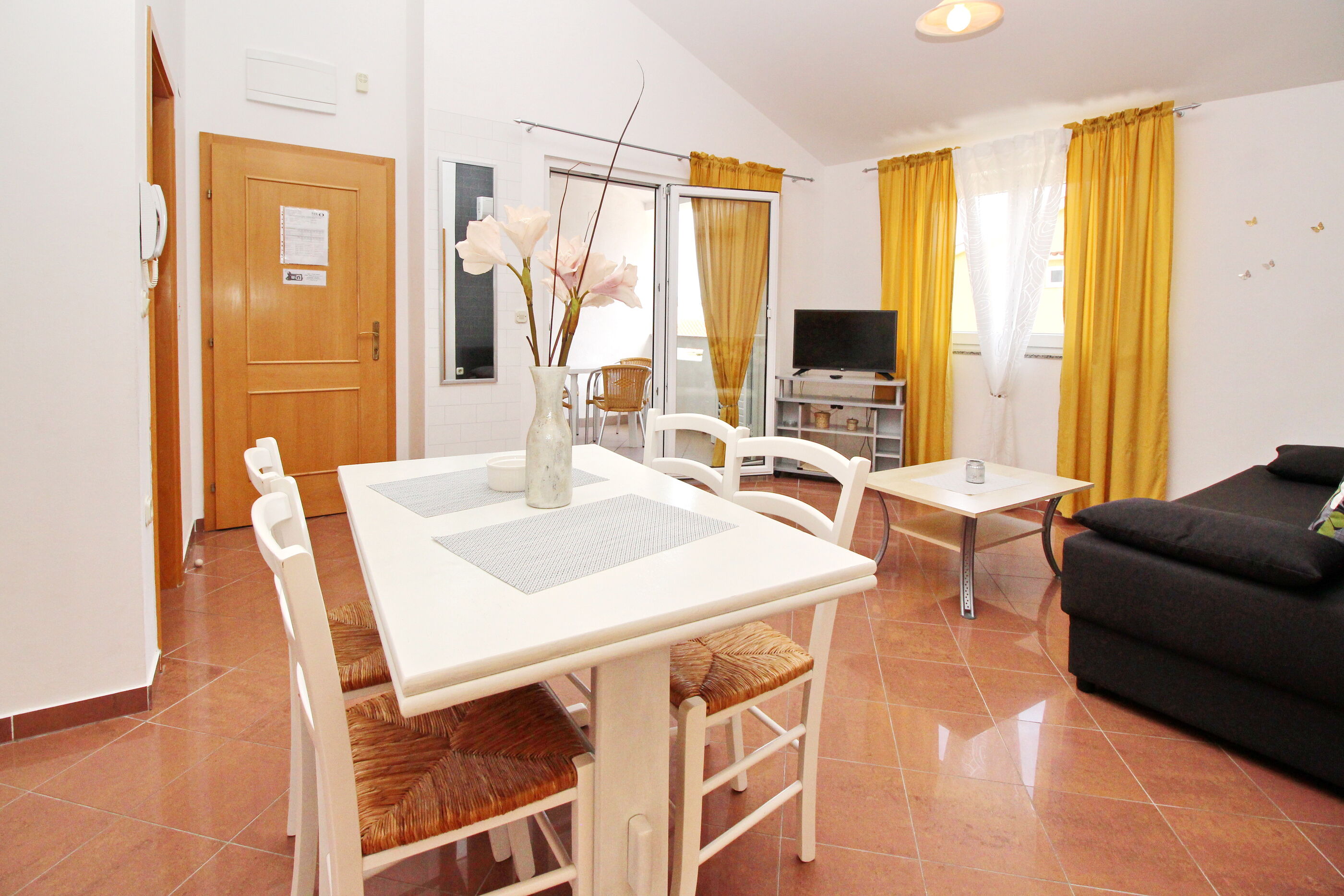 Apartments Villa Naranča 69051-A4