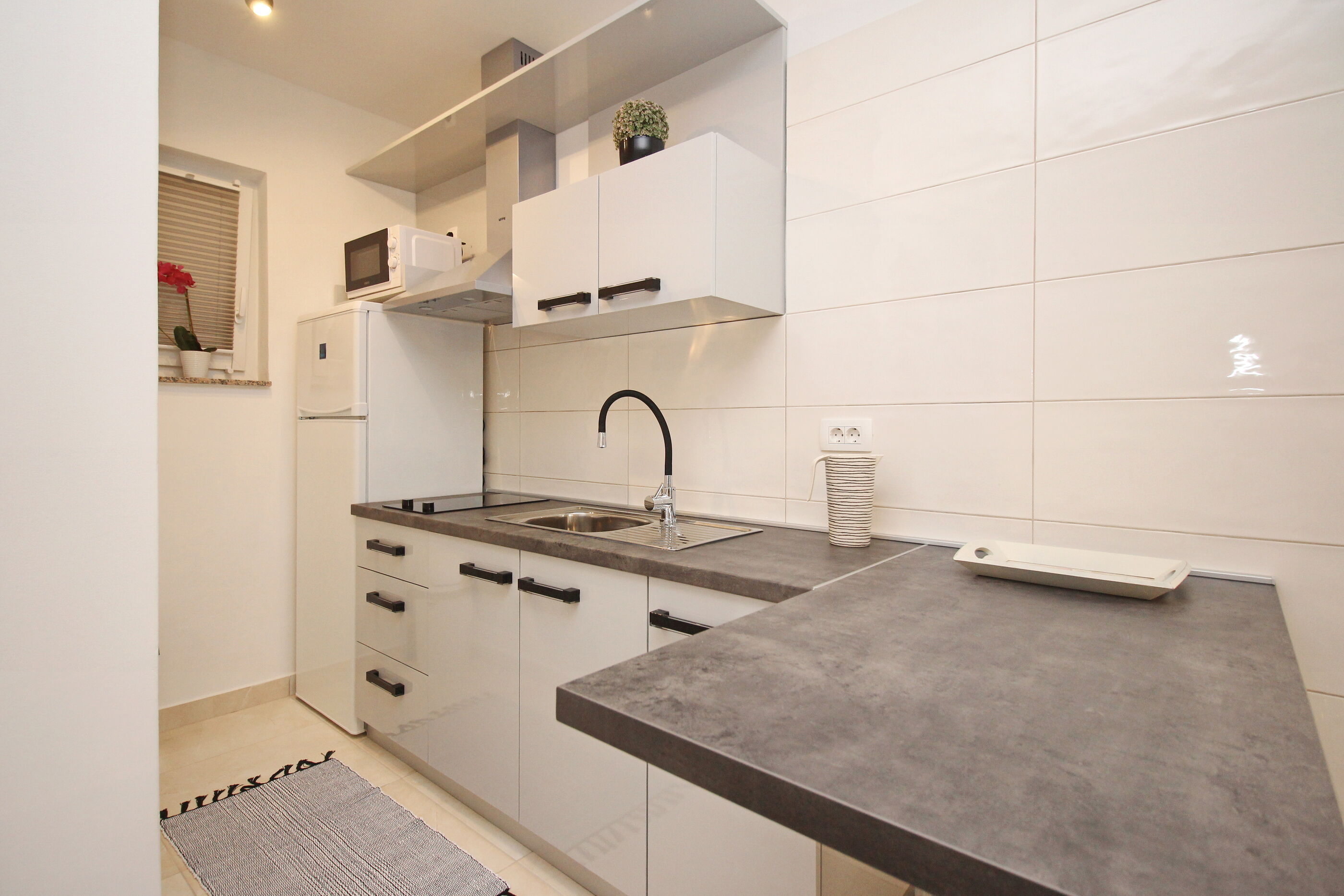 Apartments Karamarko 69071-A2