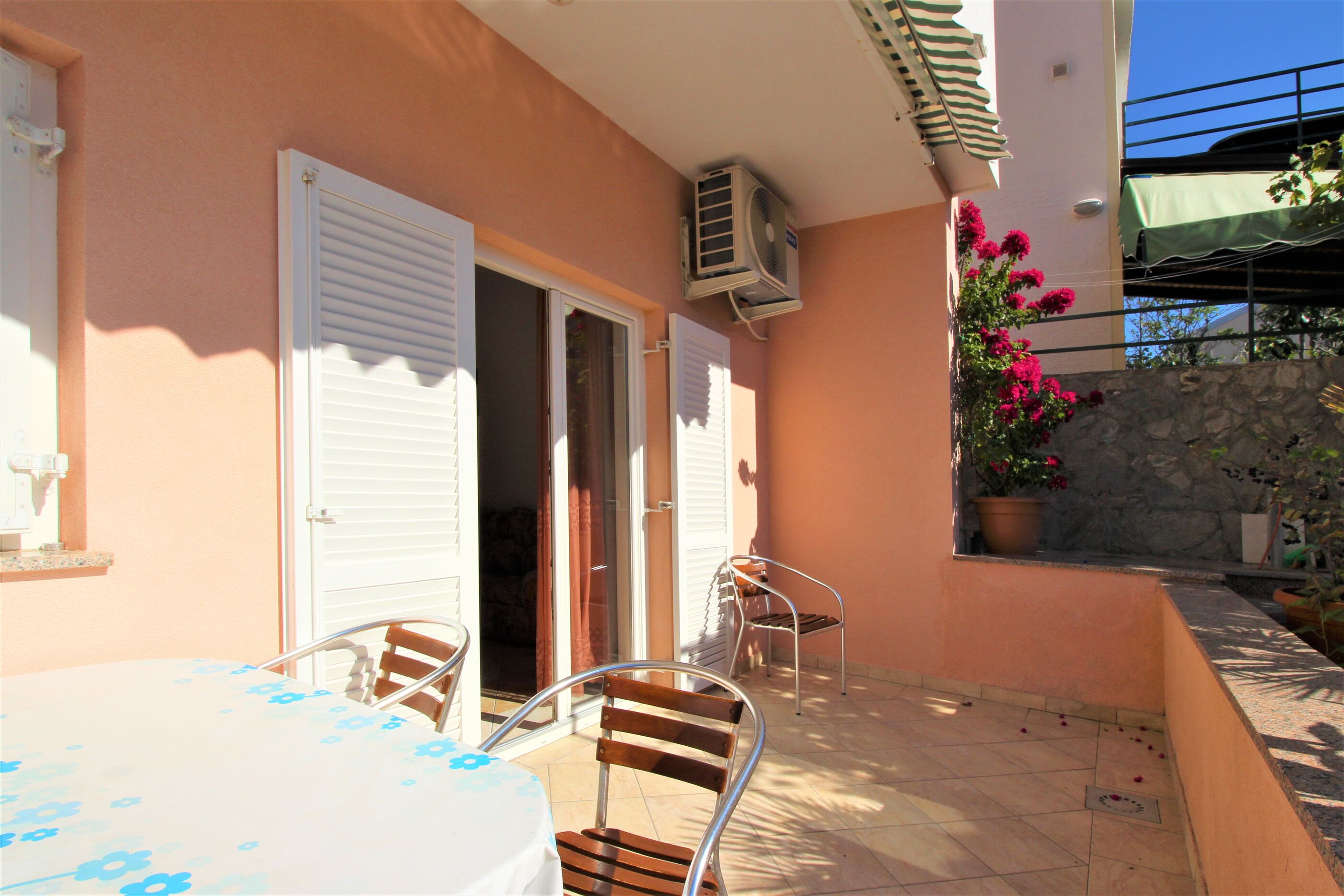 Apartments Lucijana 69111-A8