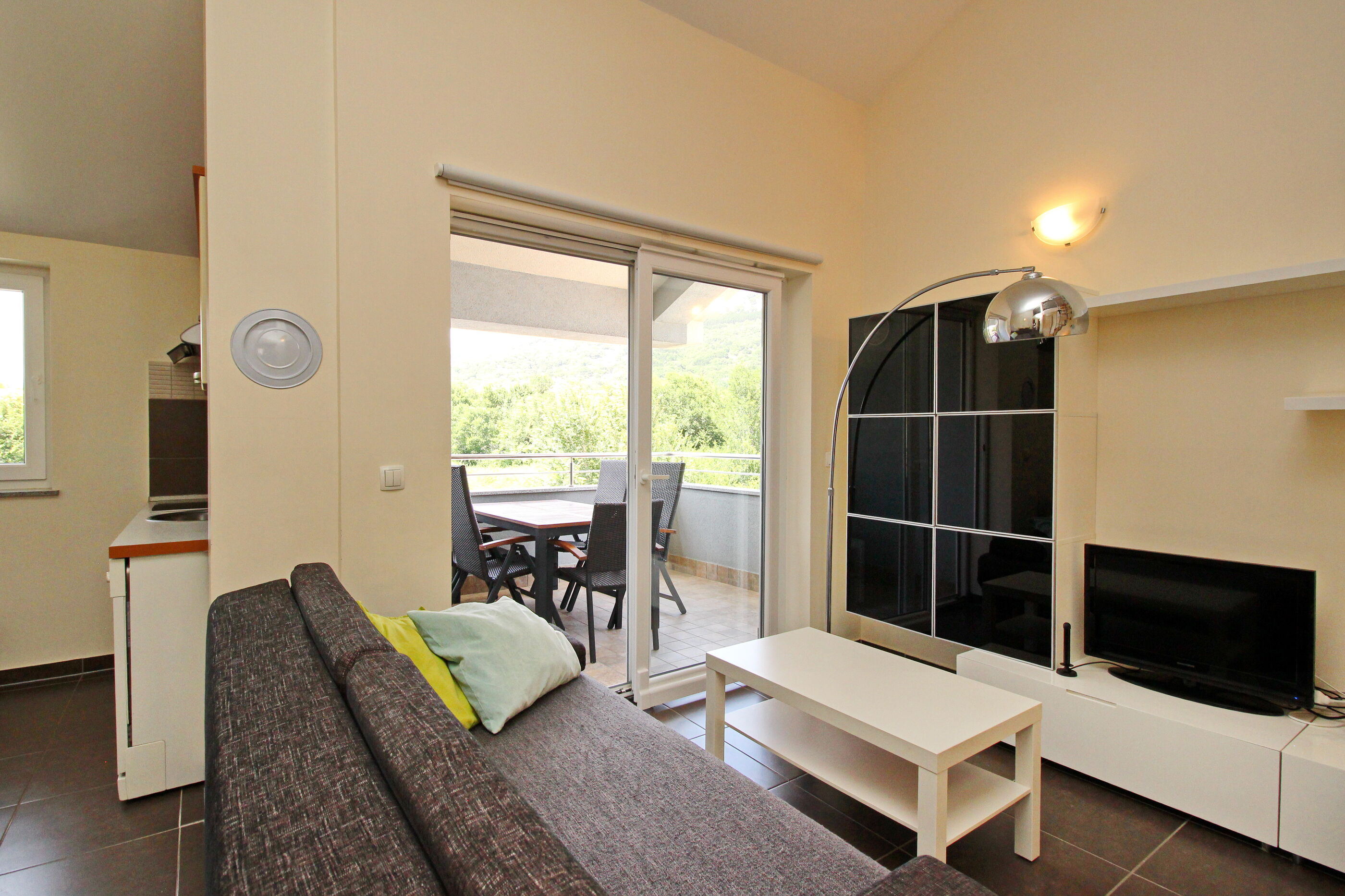 Apartments Osmanović-Hrabrić 69131-A1