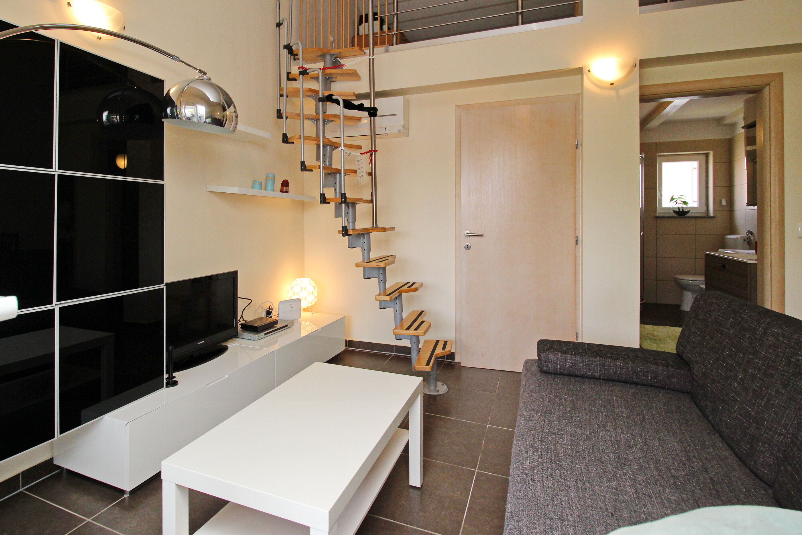 Apartments Osmanović-Hrabrić 69131-A1