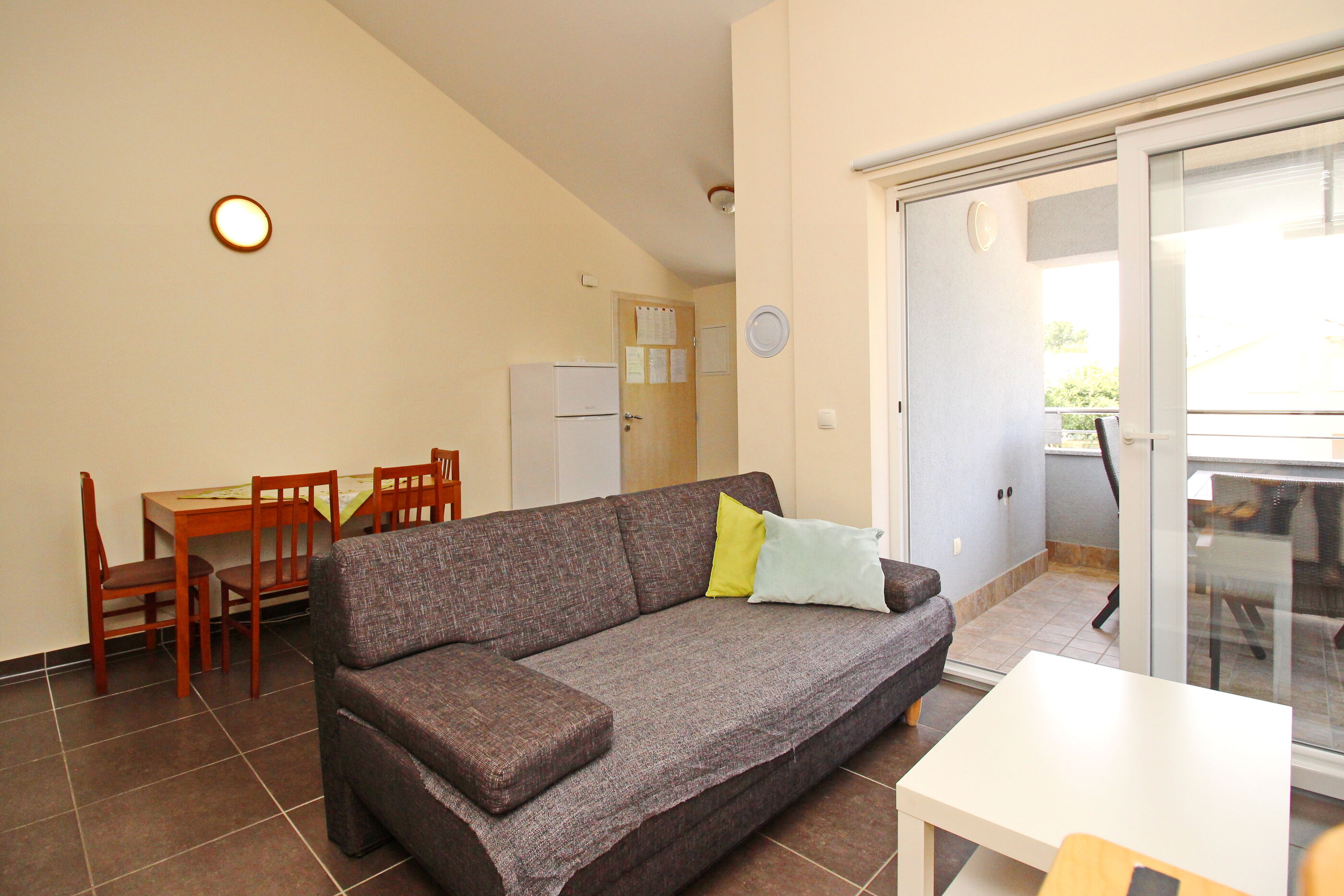 Apartments Osmanović-Hrabrić 69131-A1