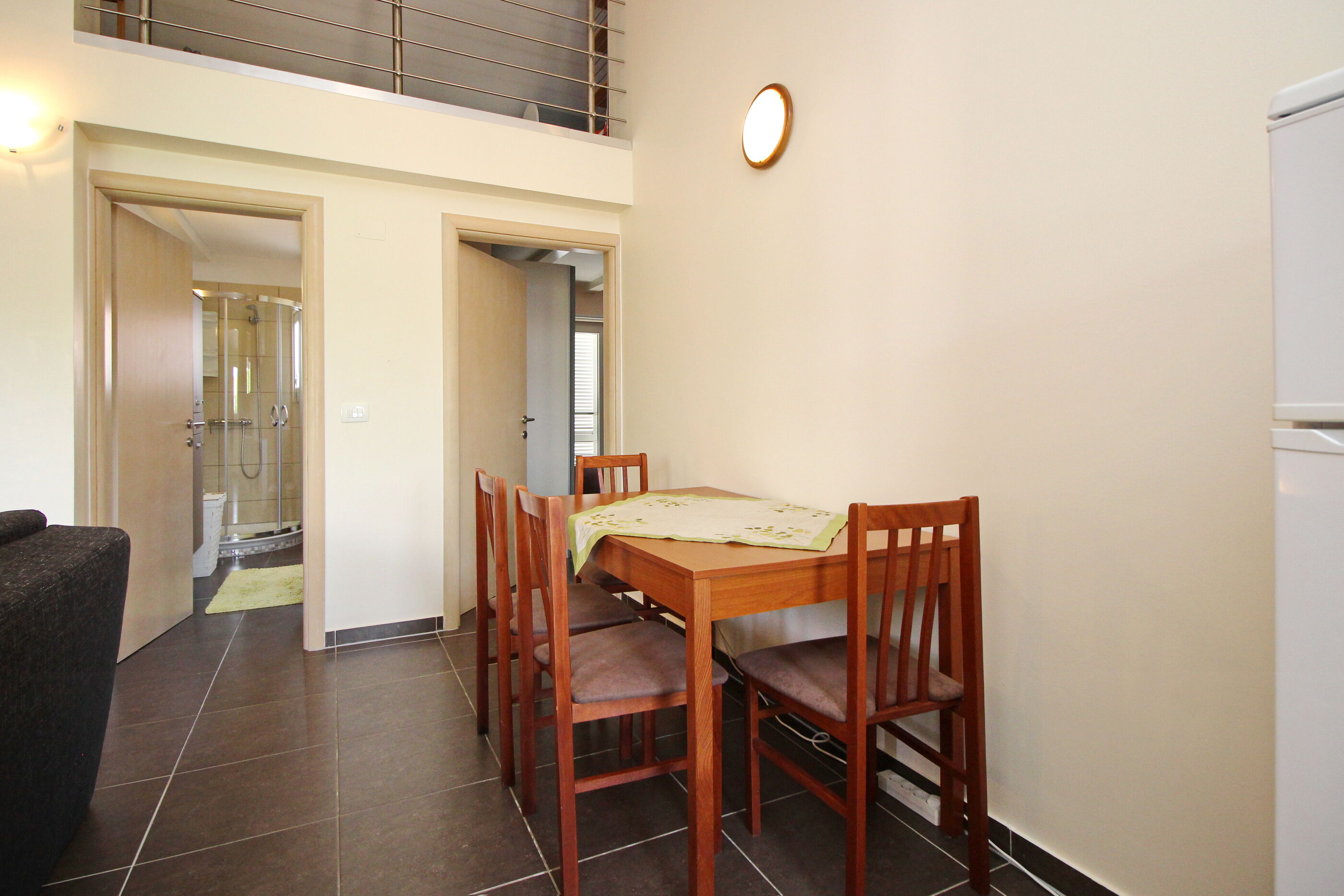 Apartments Osmanović-Hrabrić 69131-A1