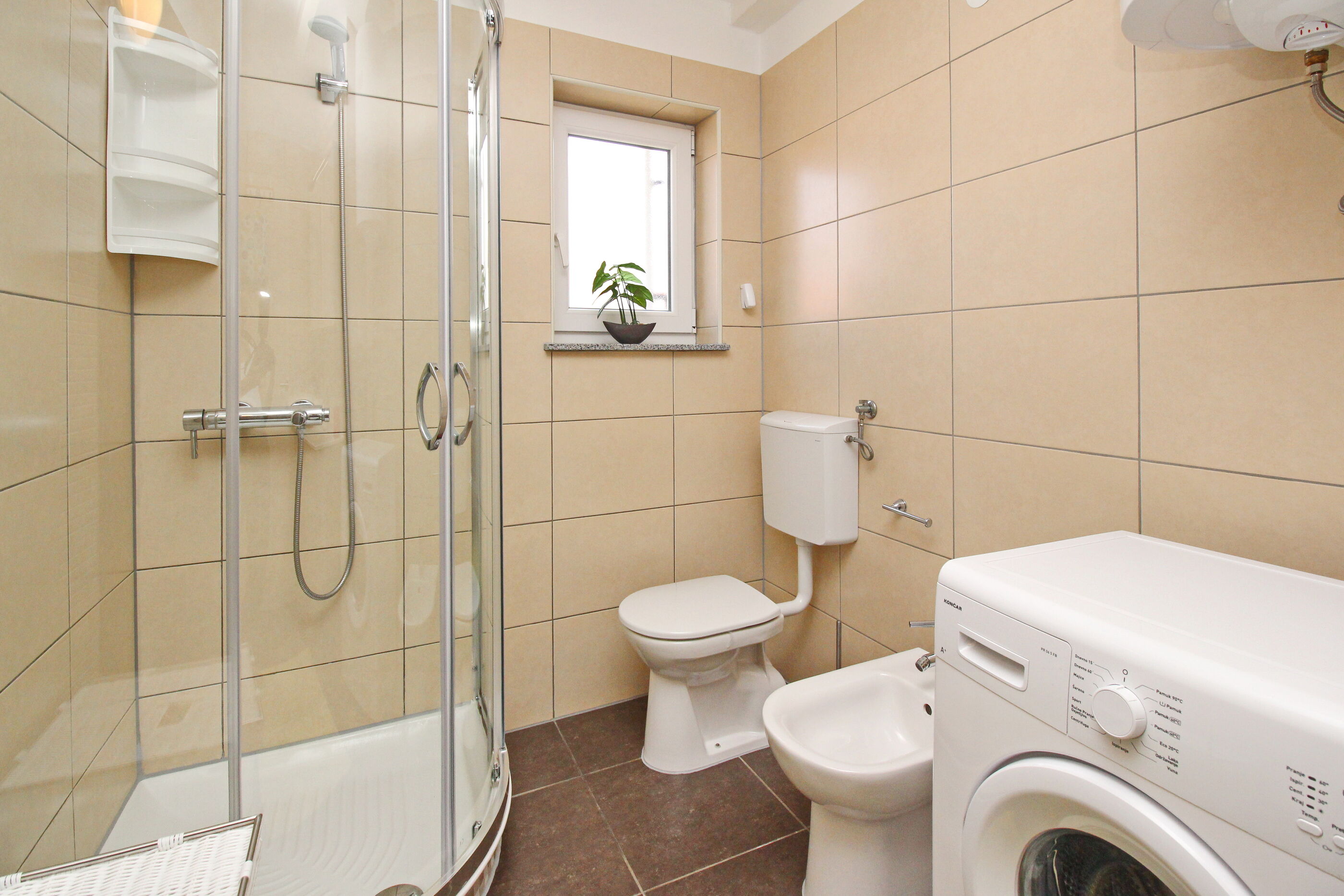 Apartments Osmanović-Hrabrić 69131-A1