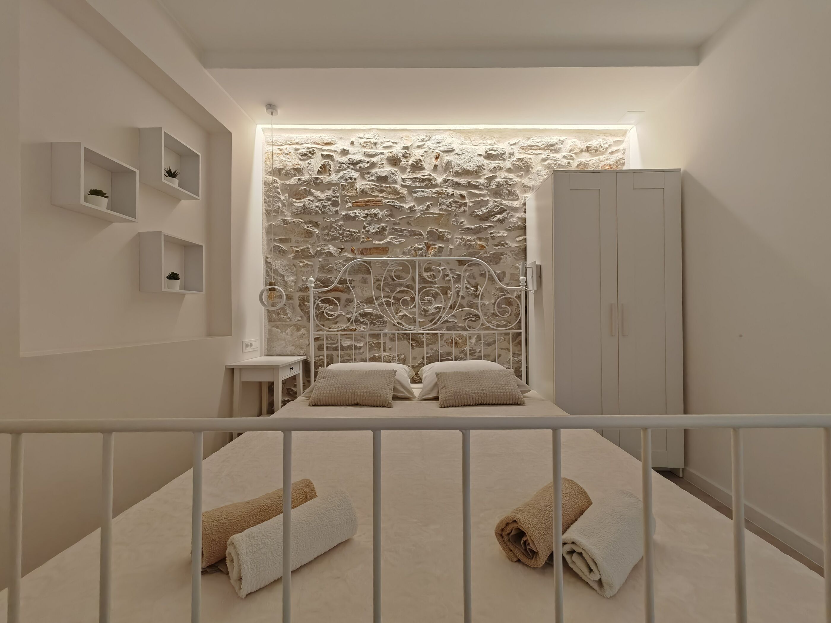 Apartments Mateo 11681-A1