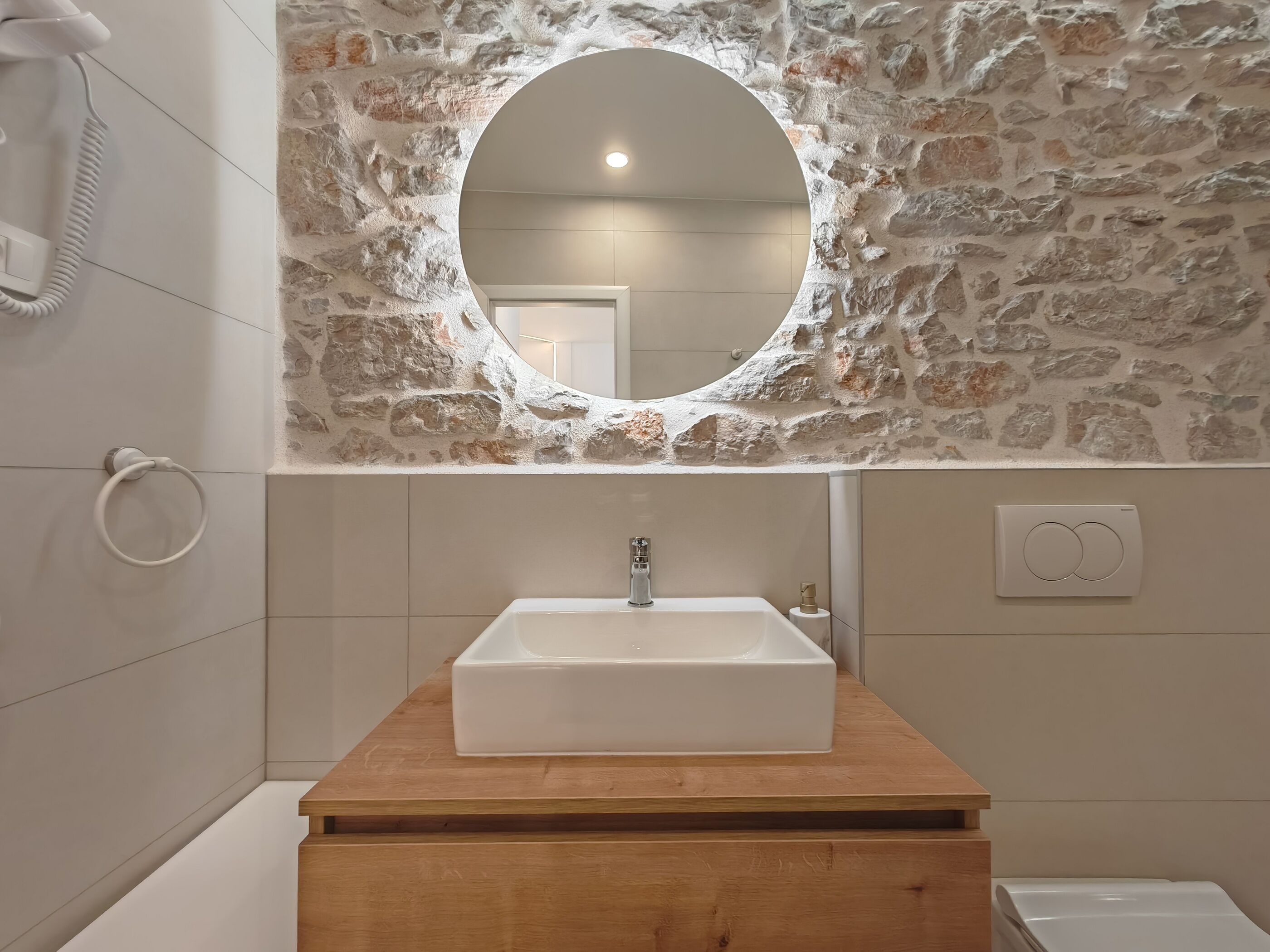 Apartments Mateo 11681-A1