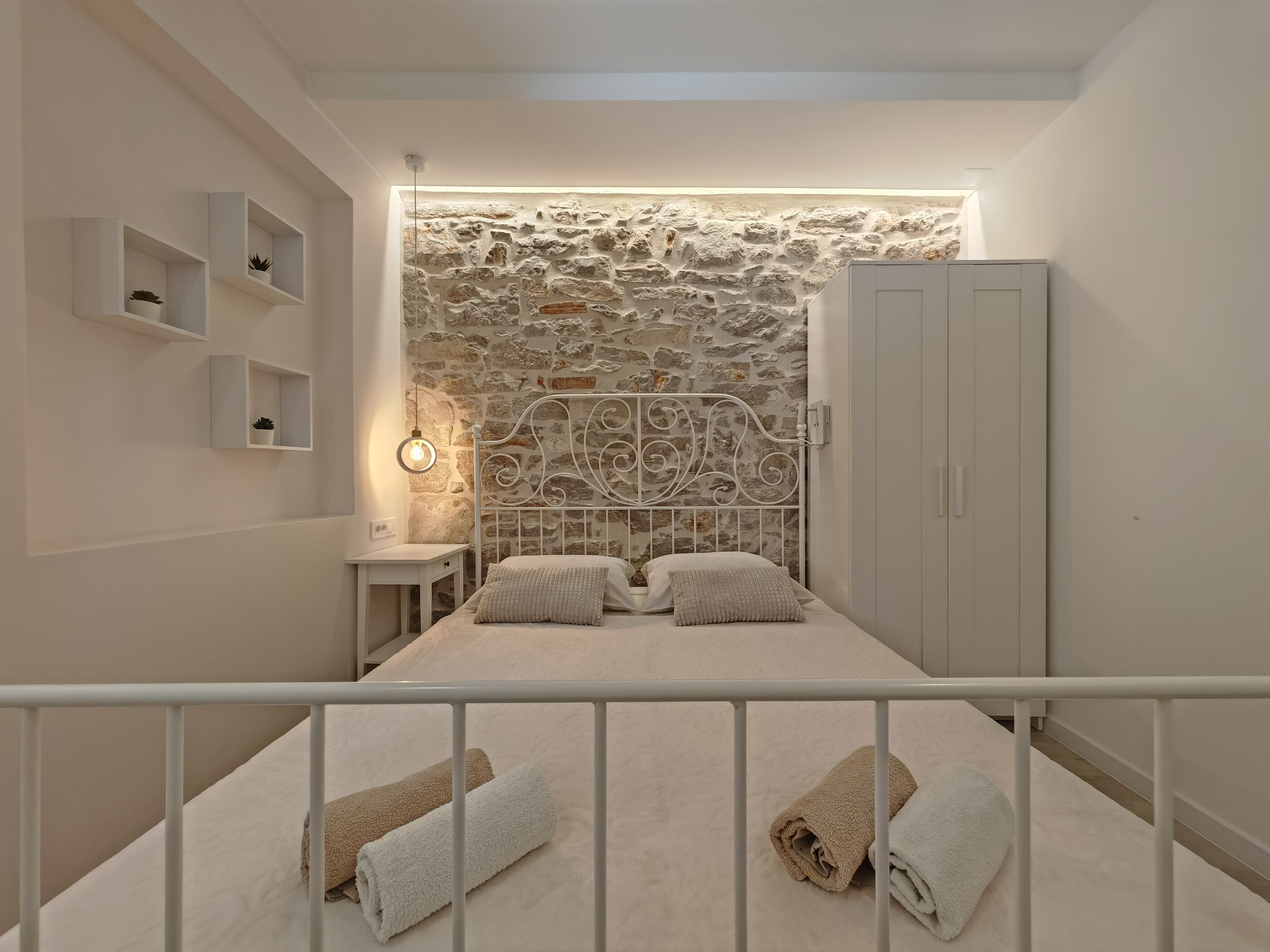 Apartments Mateo 11681-A1