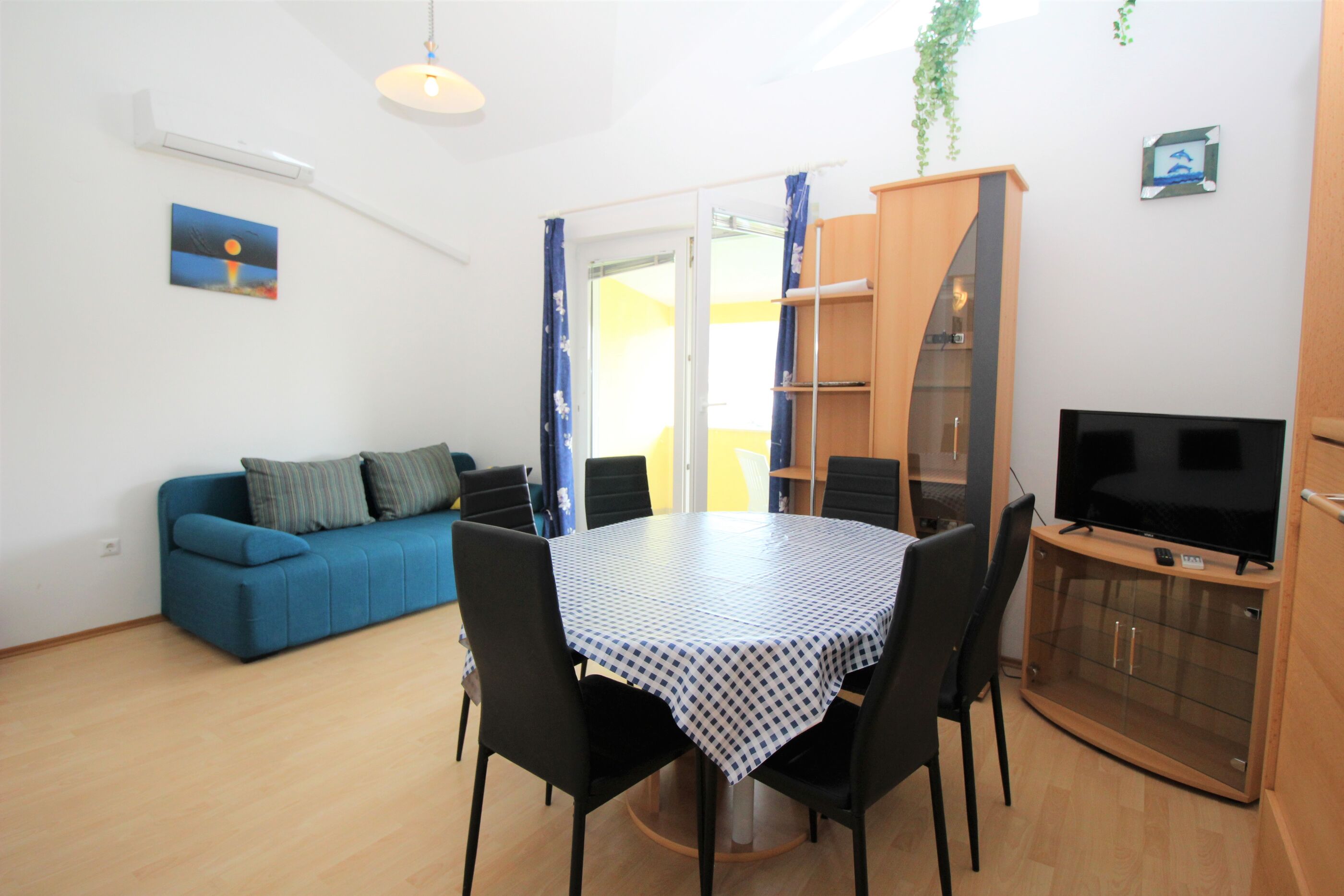 Apartments Zarok 69411-A1