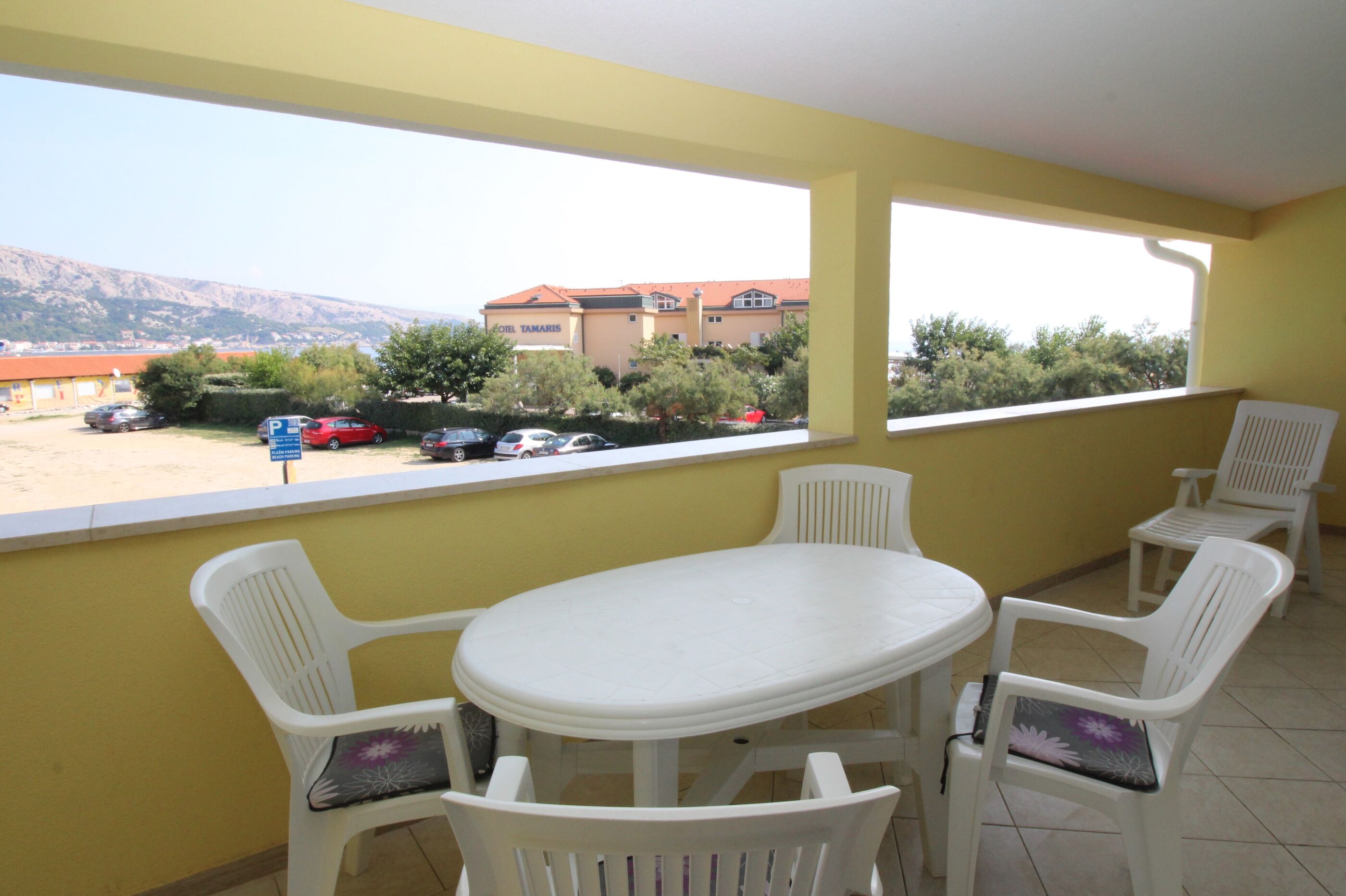 Apartments Zarok 69411-A1