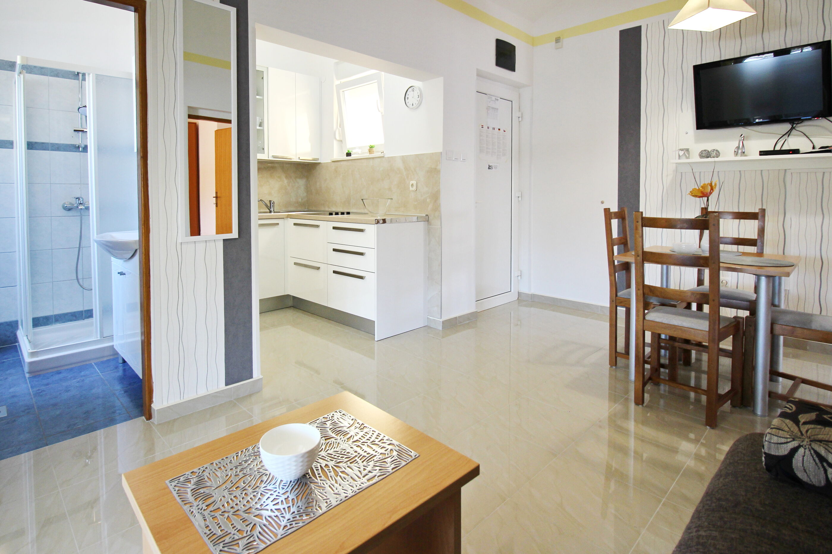 Apartments Zarok 69411-A2