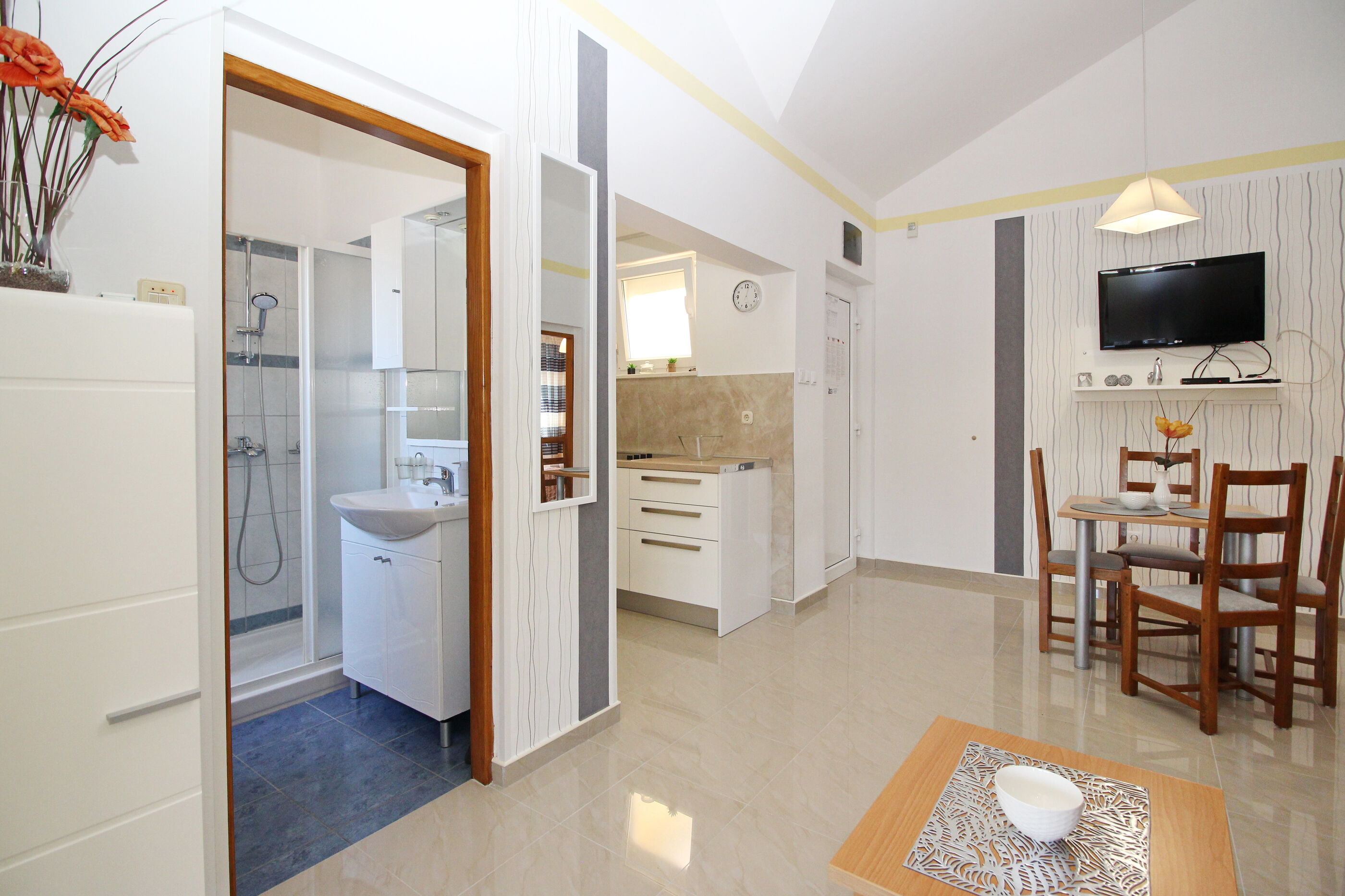 Apartments Zarok 69411-A2