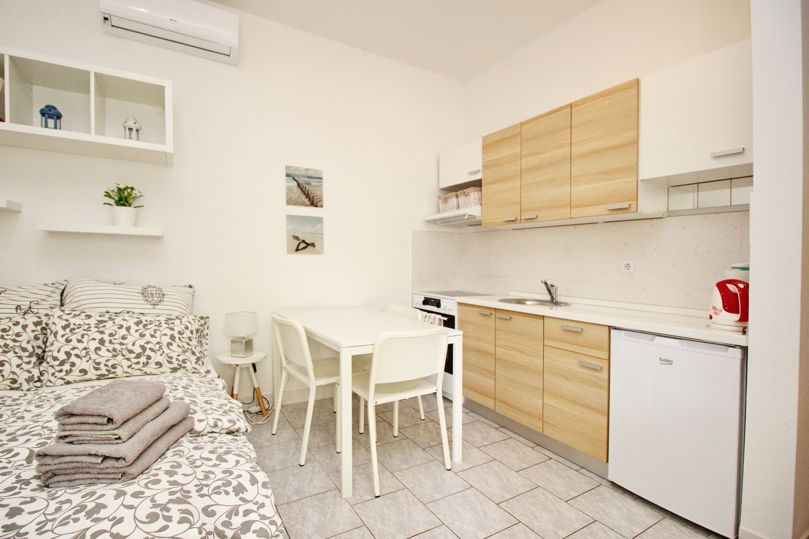 Apartments Zarok 69411-A4