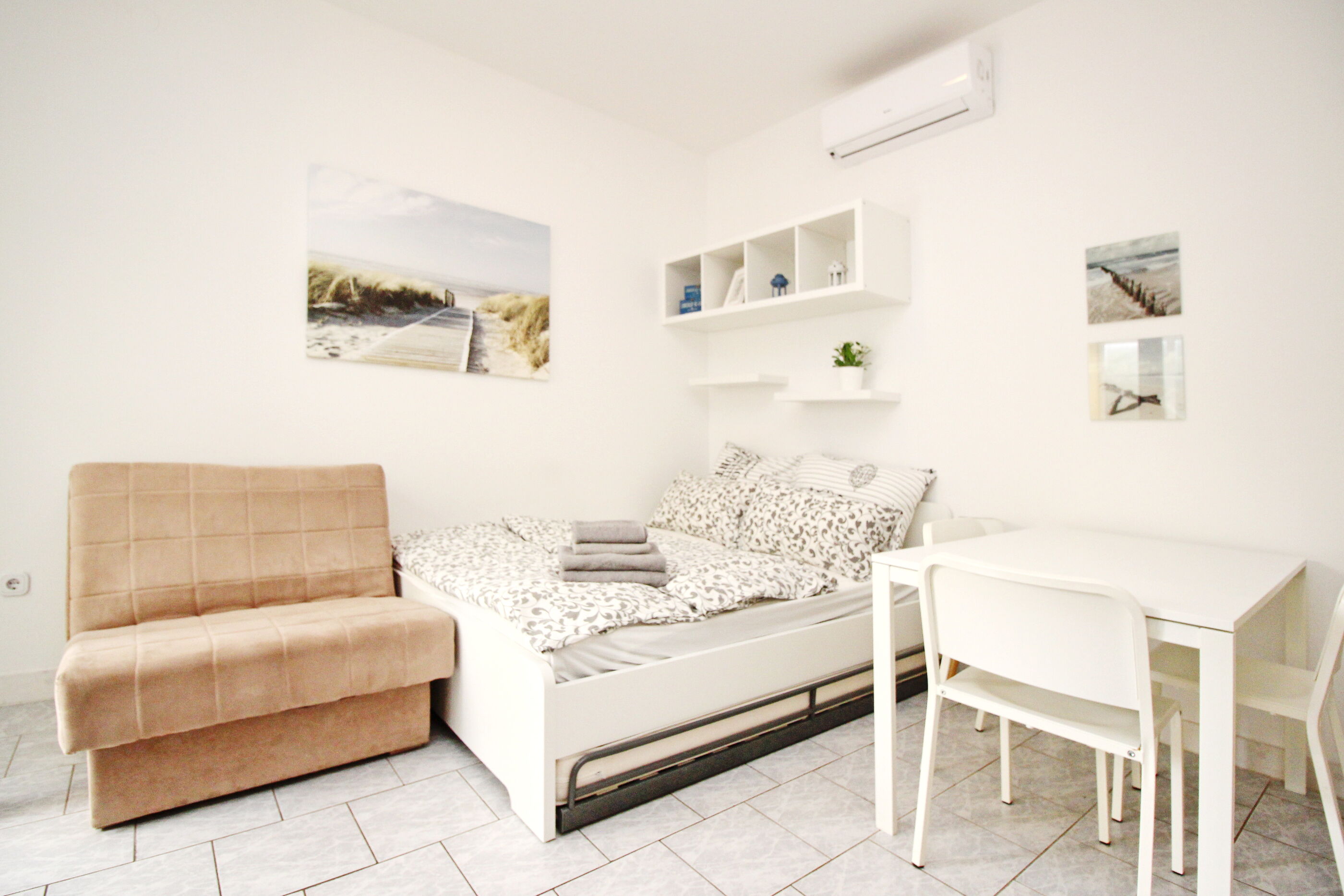 Apartments Zarok 69411-A4