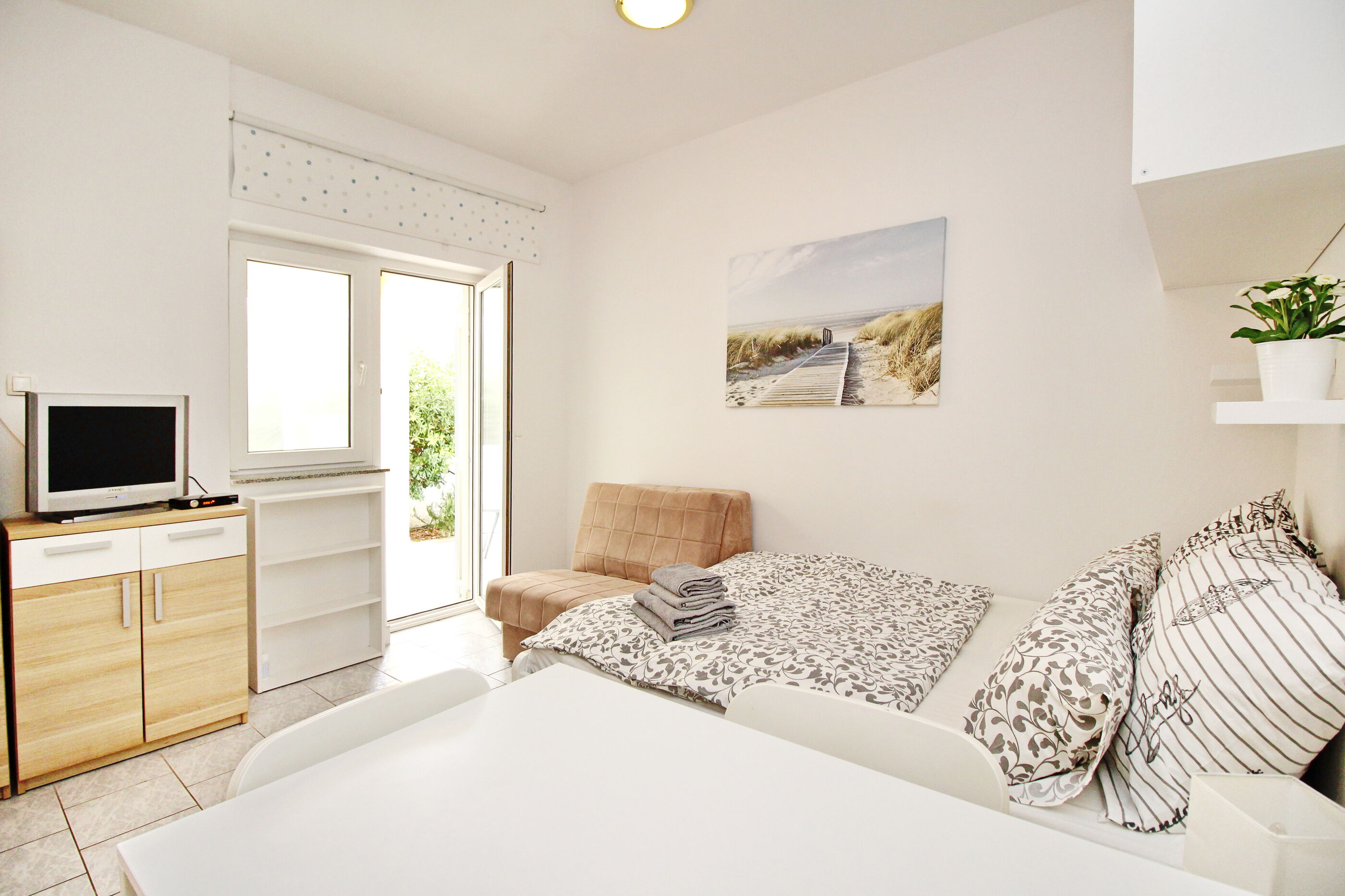 Apartments Zarok 69411-A4