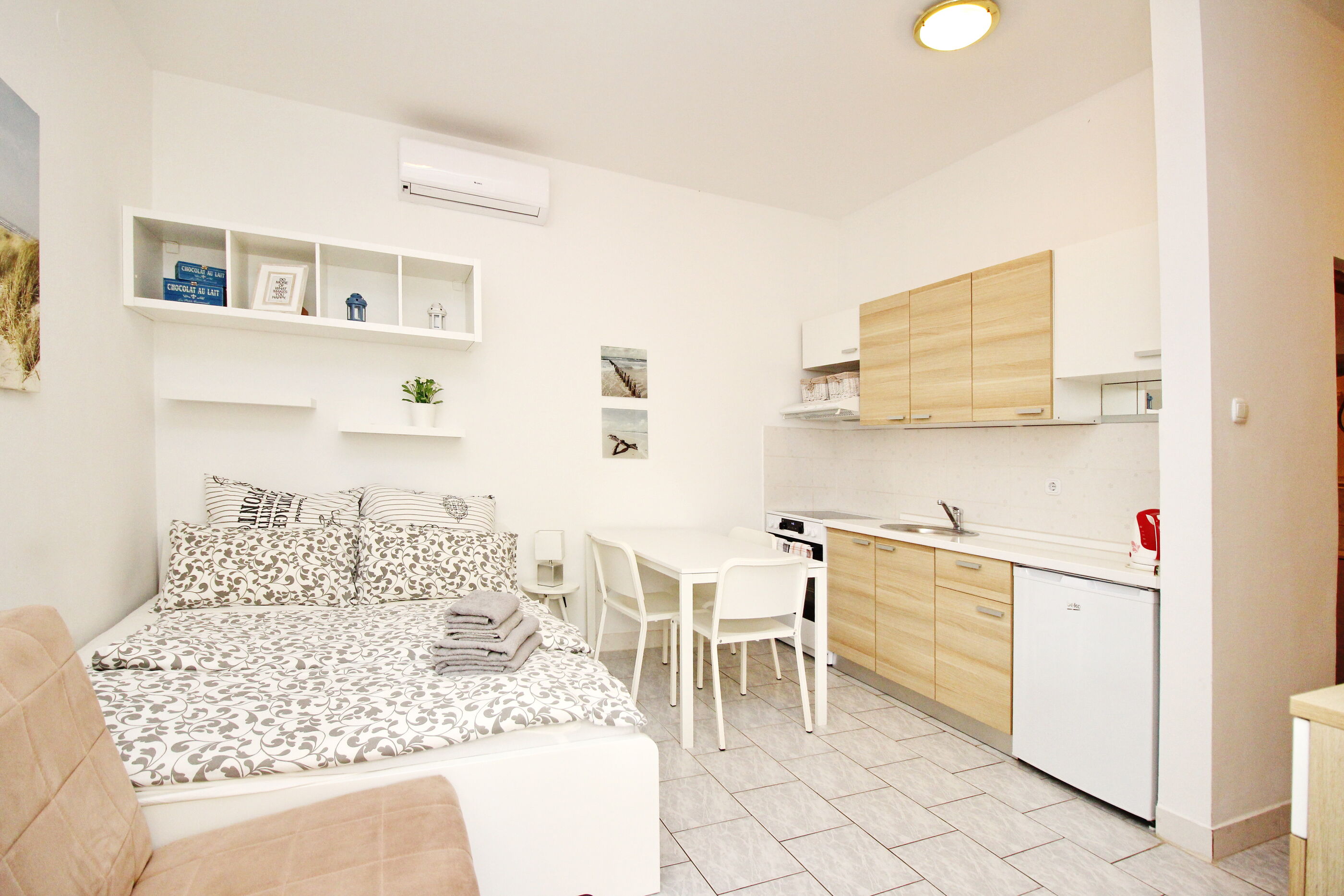 Apartments Zarok 69411-A4